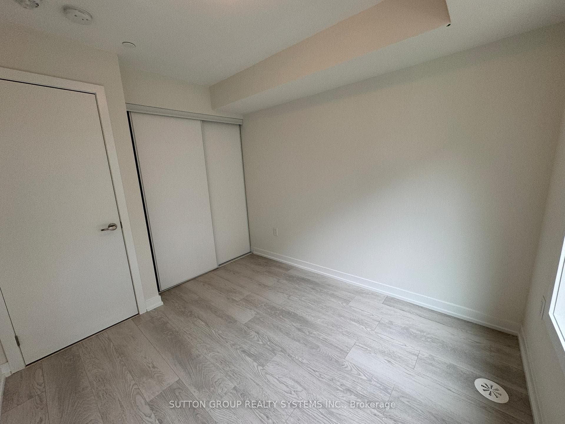 3566 Colonial Drive Unit 9 photo 20