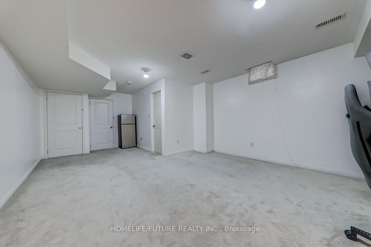 12 Graywardine Lane photo 38