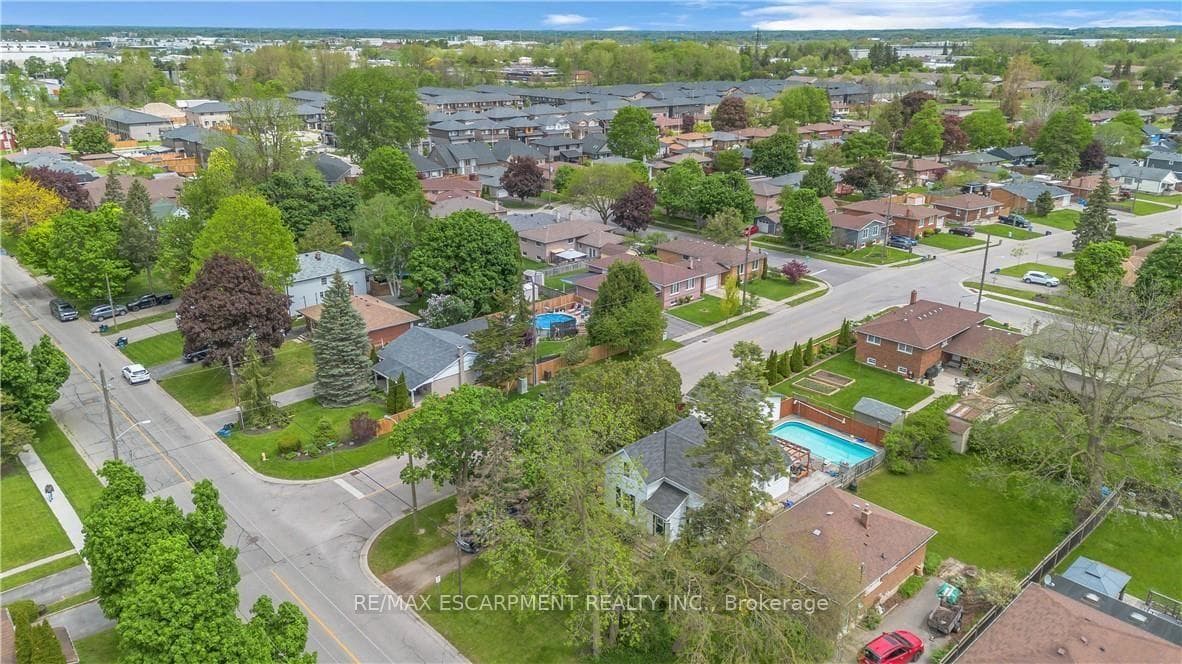 35 James Avenue photo 24