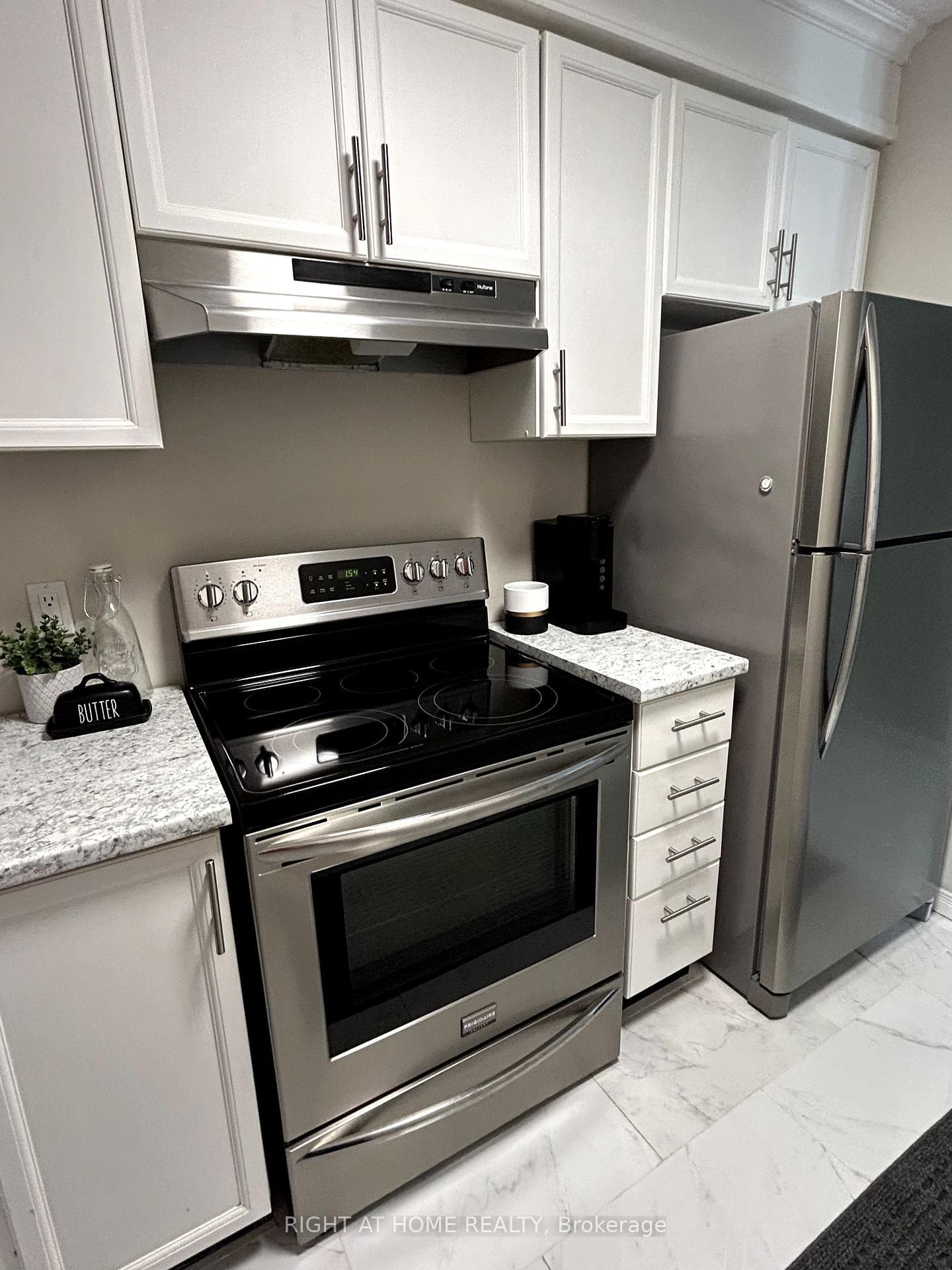 155 Riverglen Drive Unit 318 photo 2