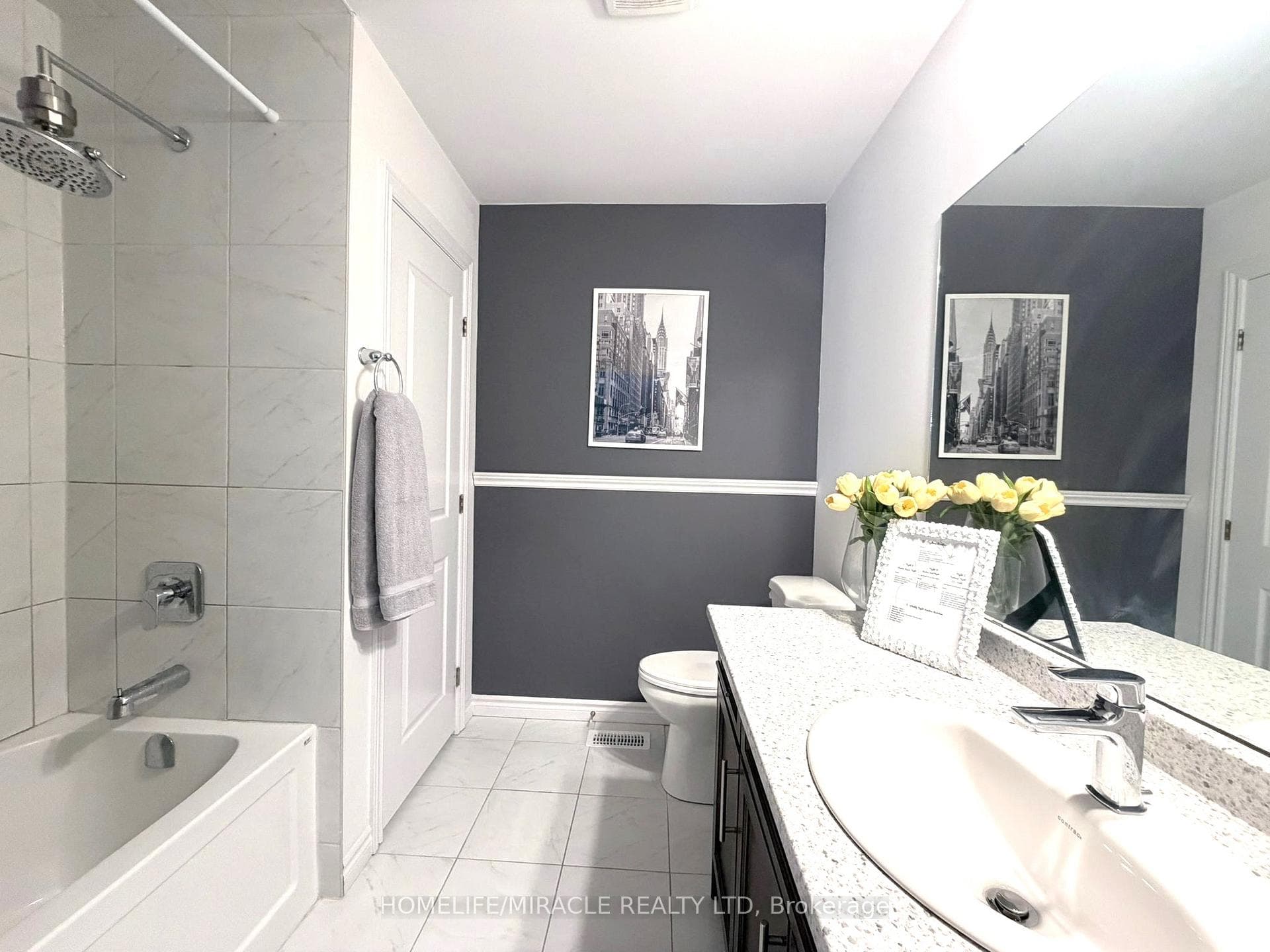 88 June Callwood Way Unit Main & Upper level photo 14