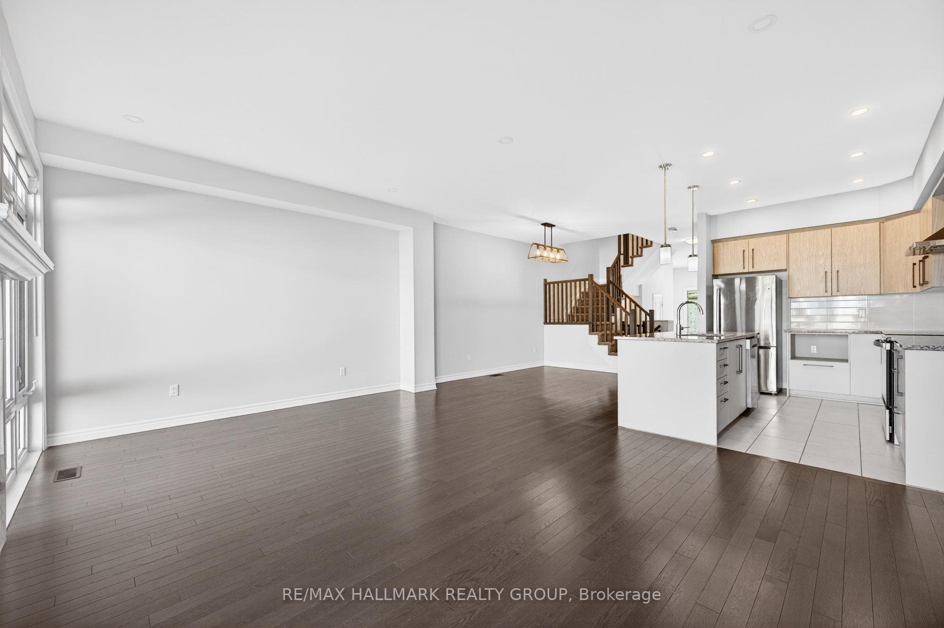 720 Miikana Road photo 9