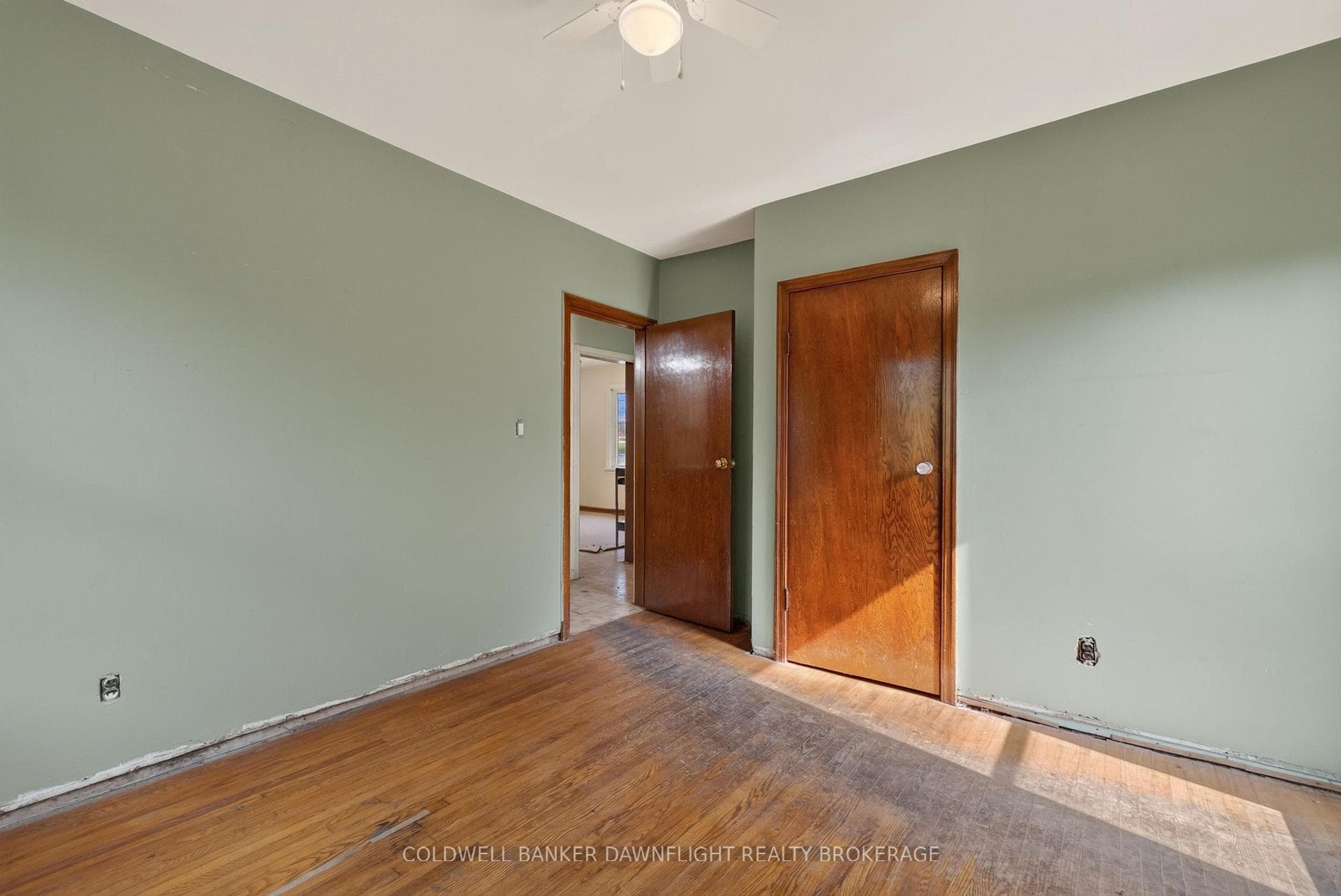 254 Marlborough Street photo 13