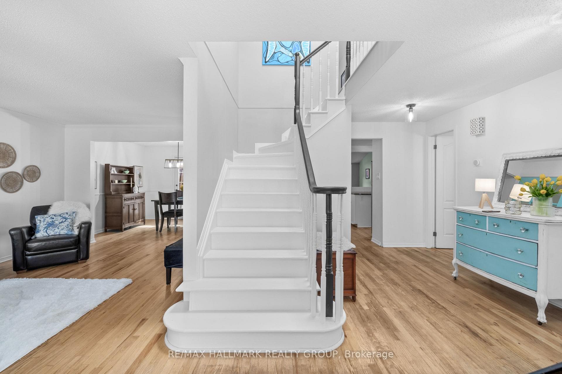 652 Thicket Way photo 5
