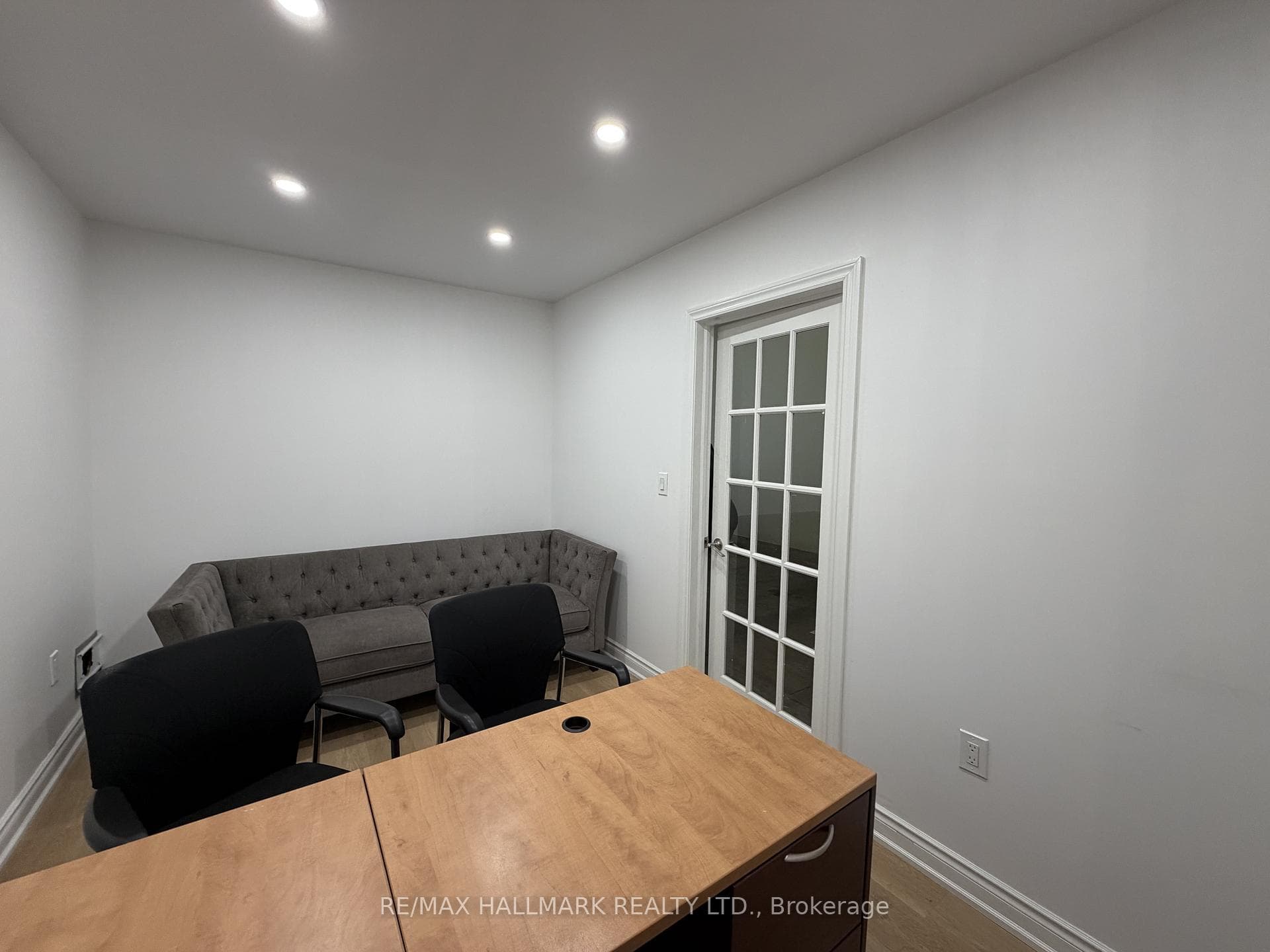 Unit 18- Offices