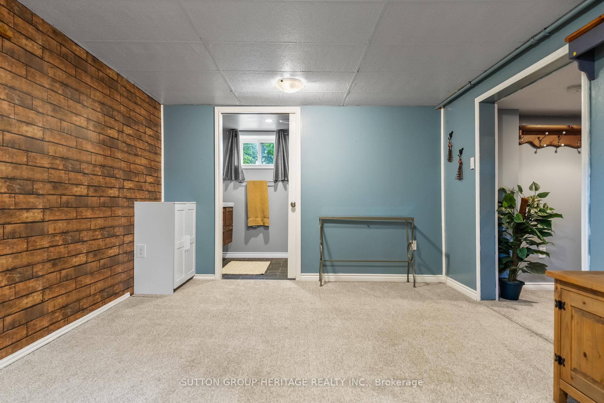 543 Sinclair Street photo 16