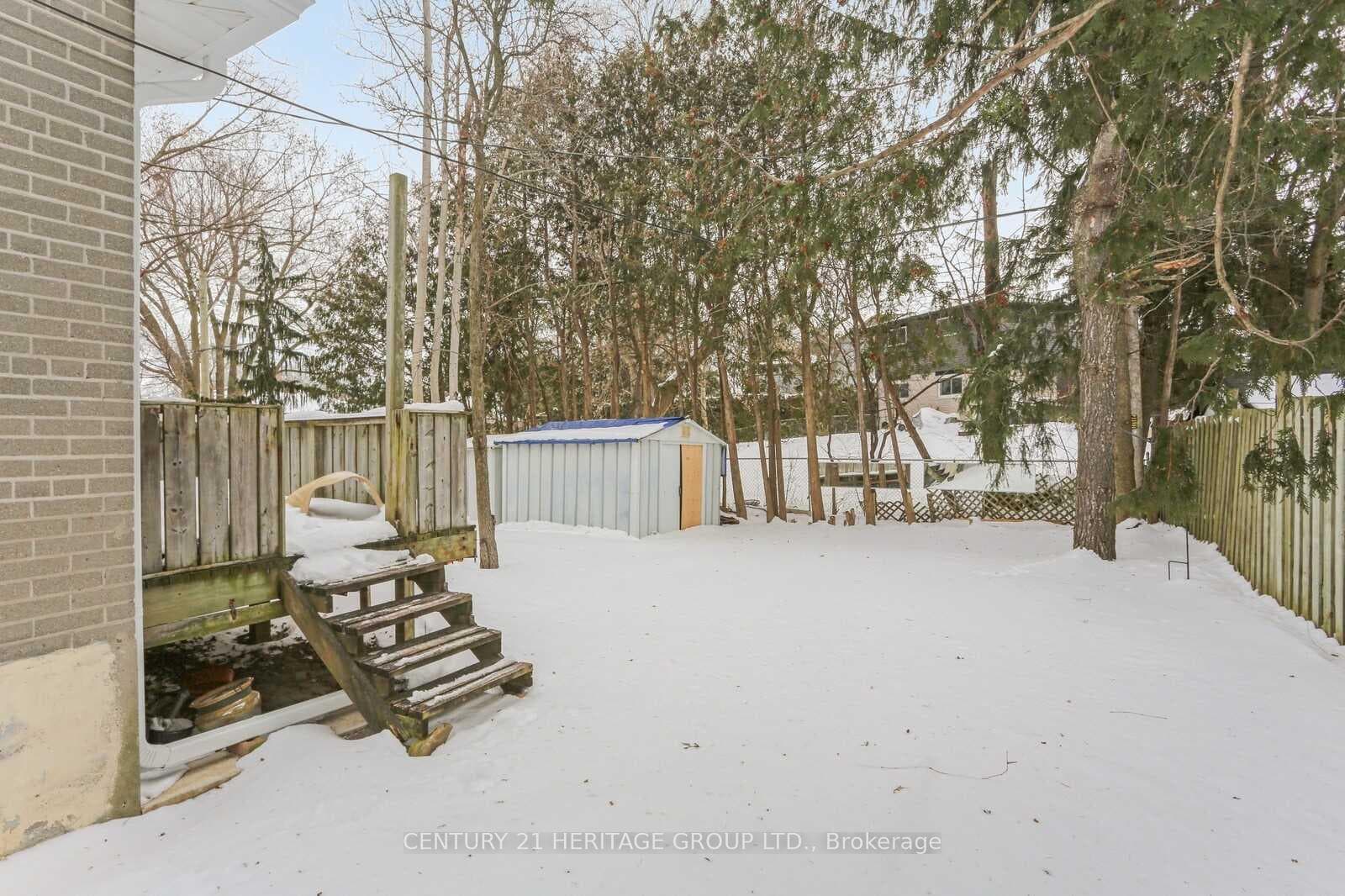 81 Aurora Heights Drive Unit Aurora photo 35