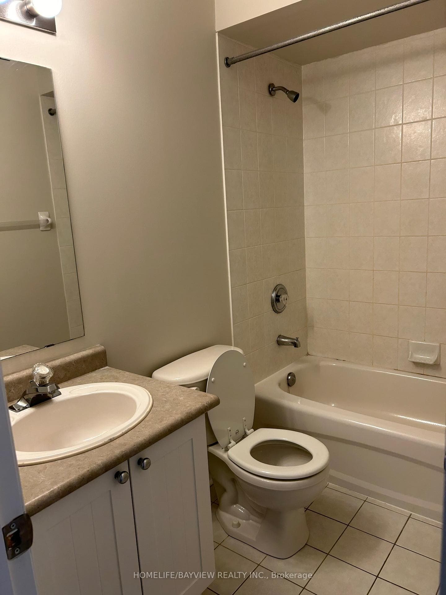 upper full bath
