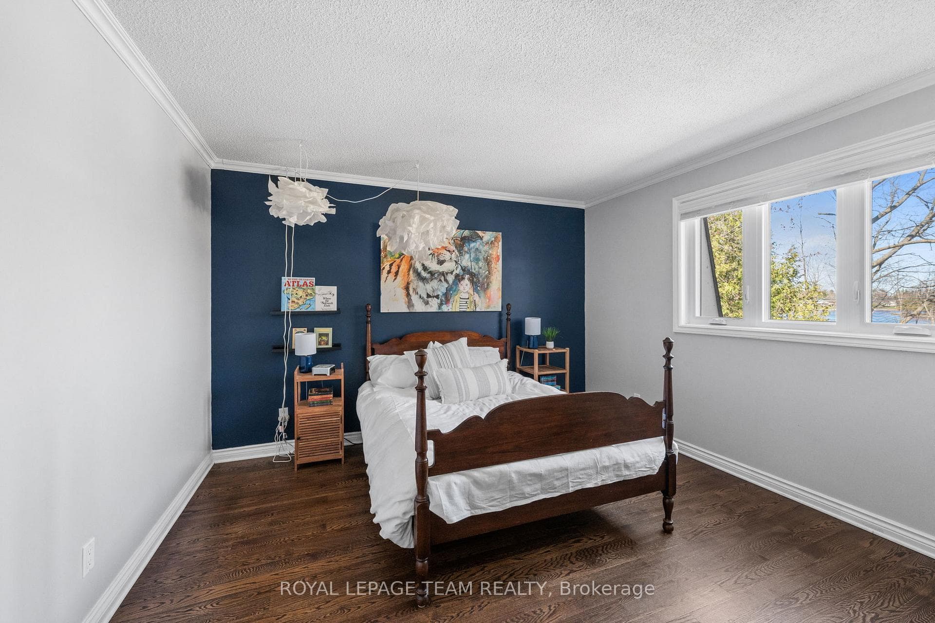 1081 Boucher Crescent photo 29