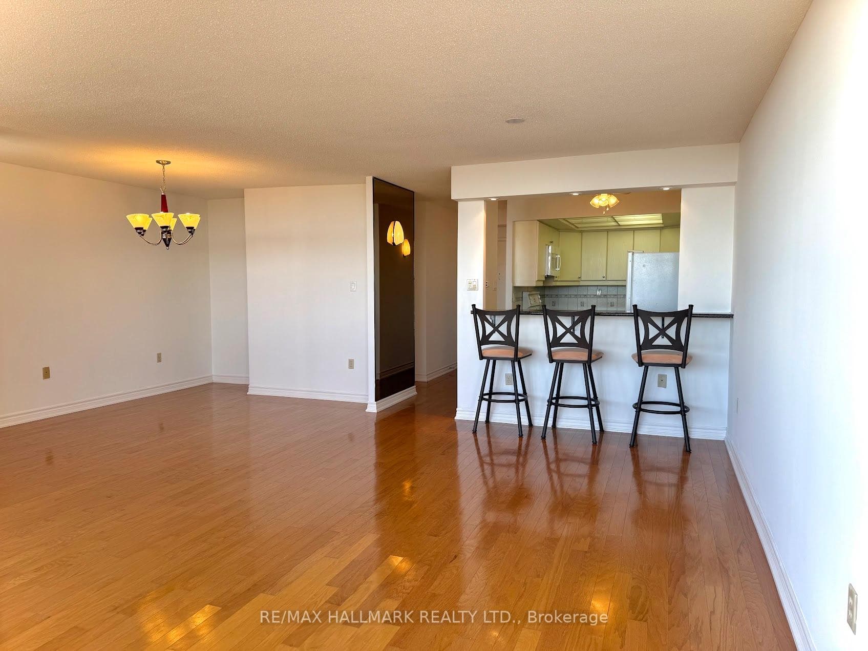121 Ling Road Unit 1801 photo 9