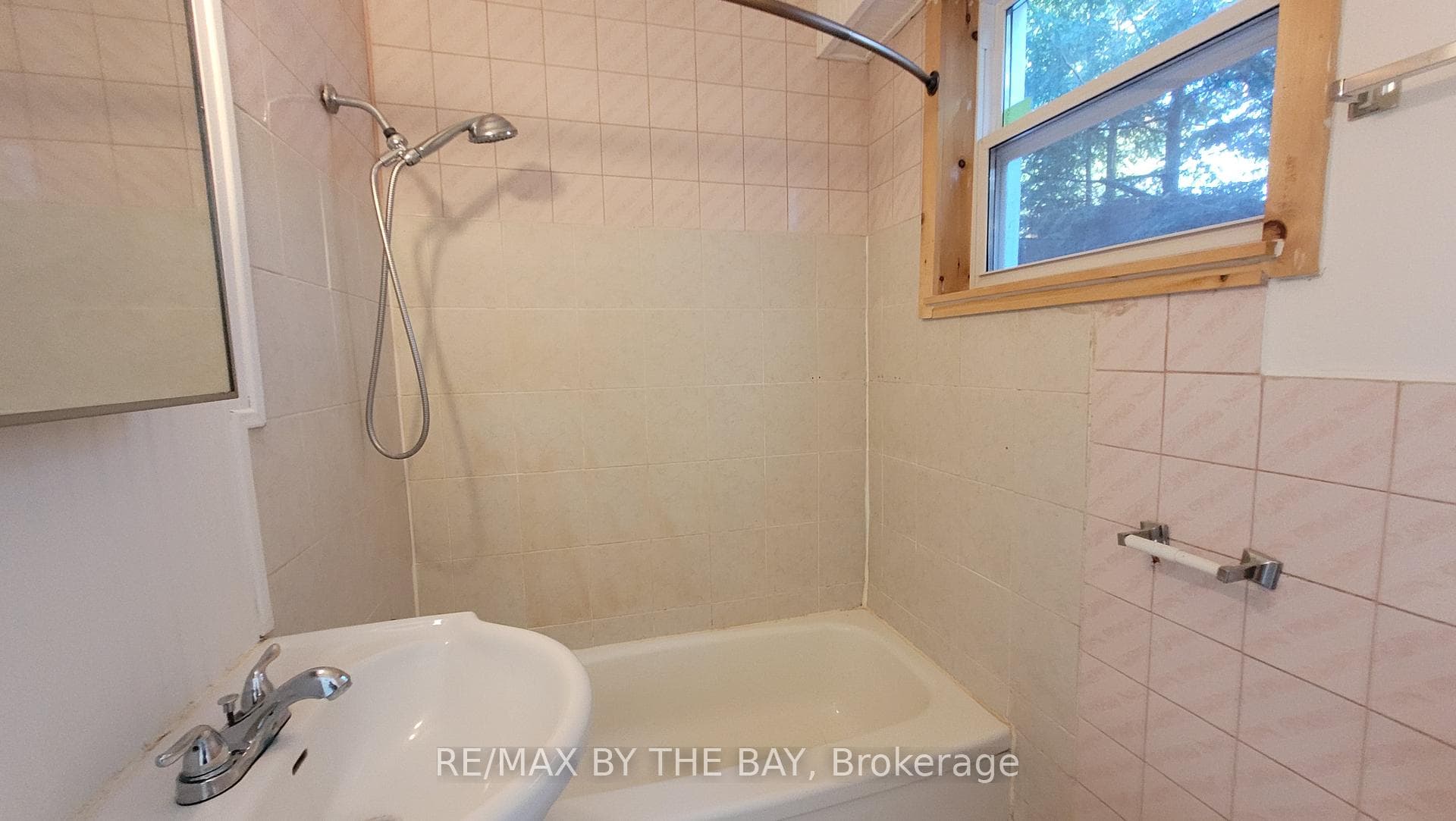 280 River Road Unit A07 photo 6