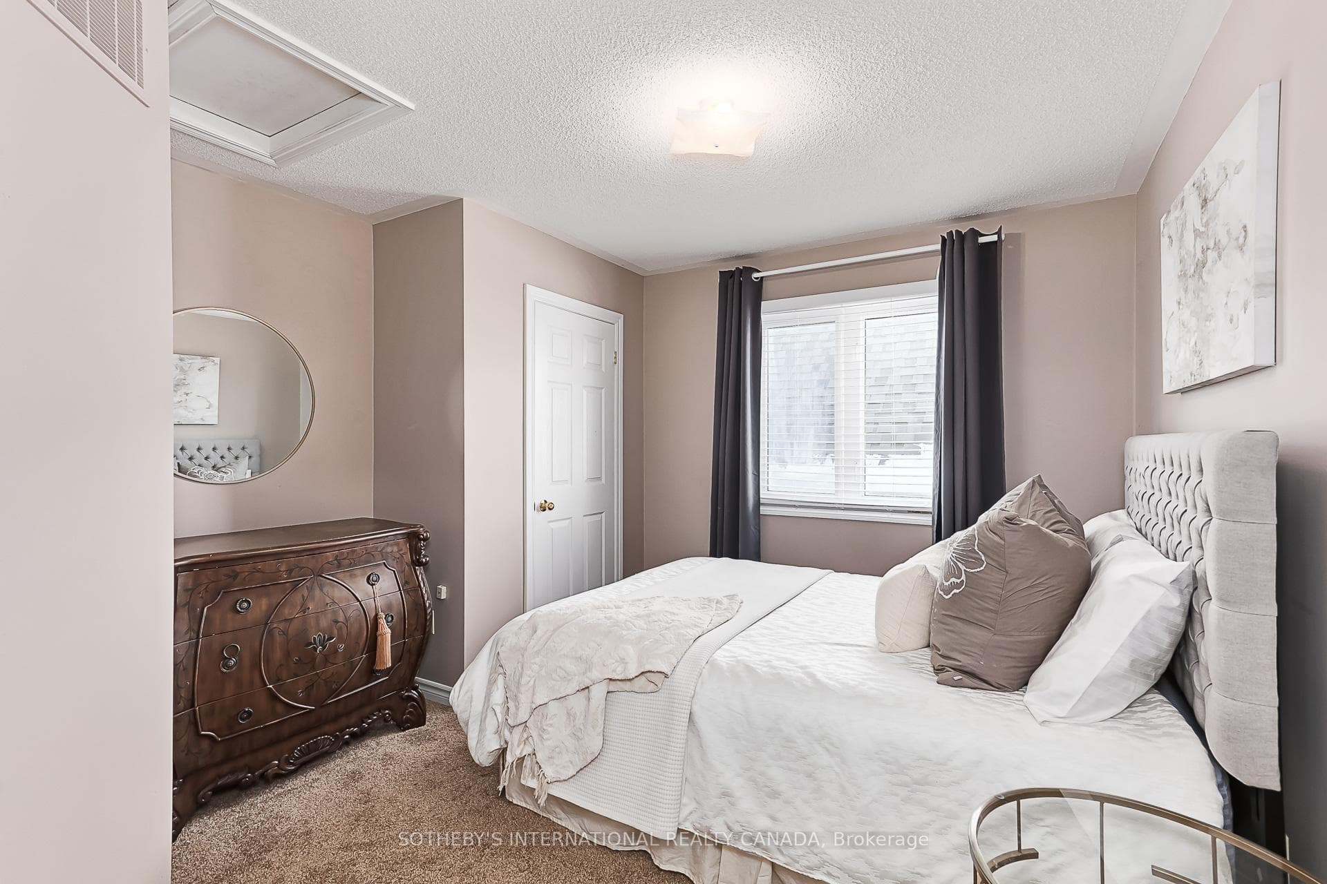 9 Waterpond Place photo 20