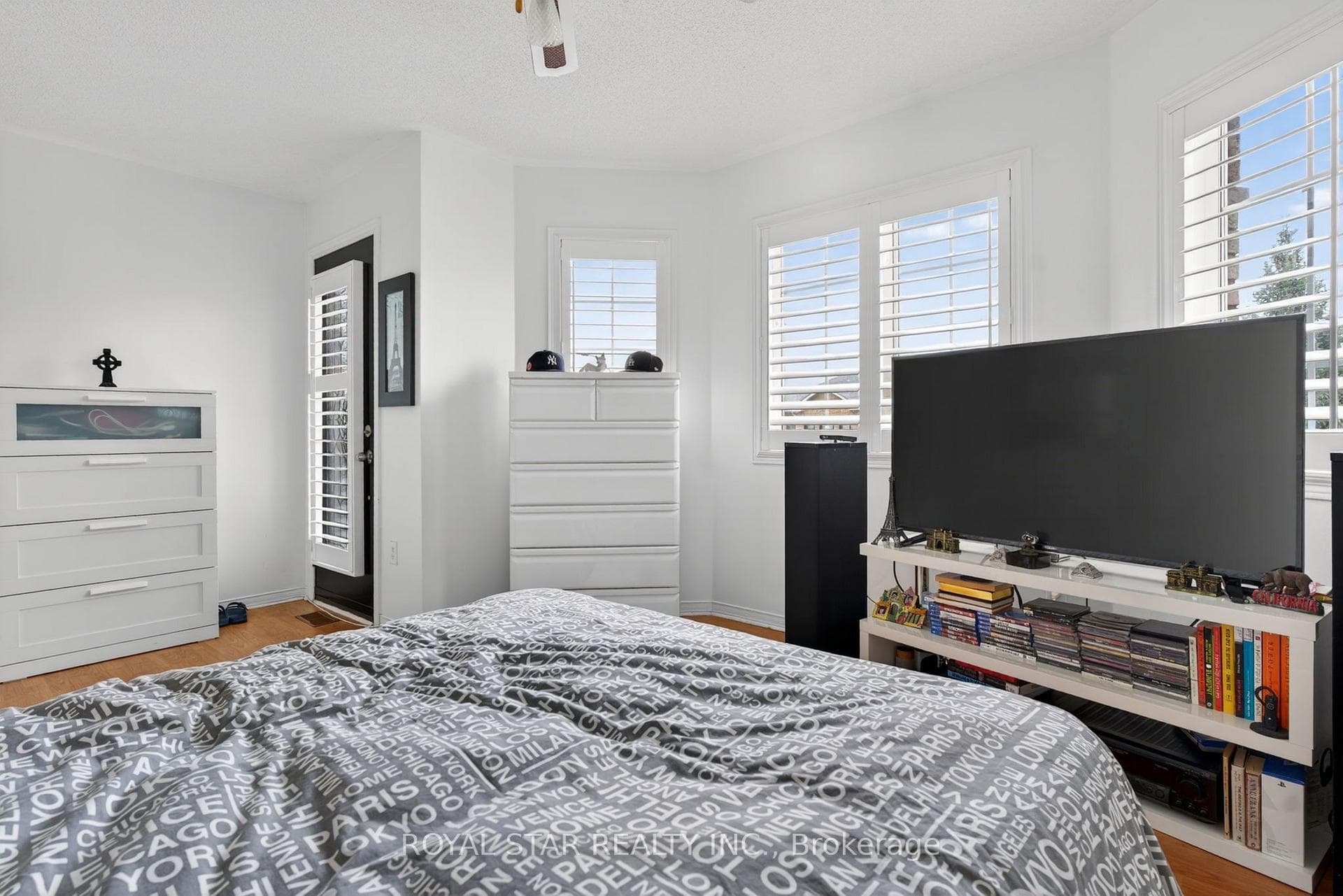 3841 Edgecliffe Run photo 34