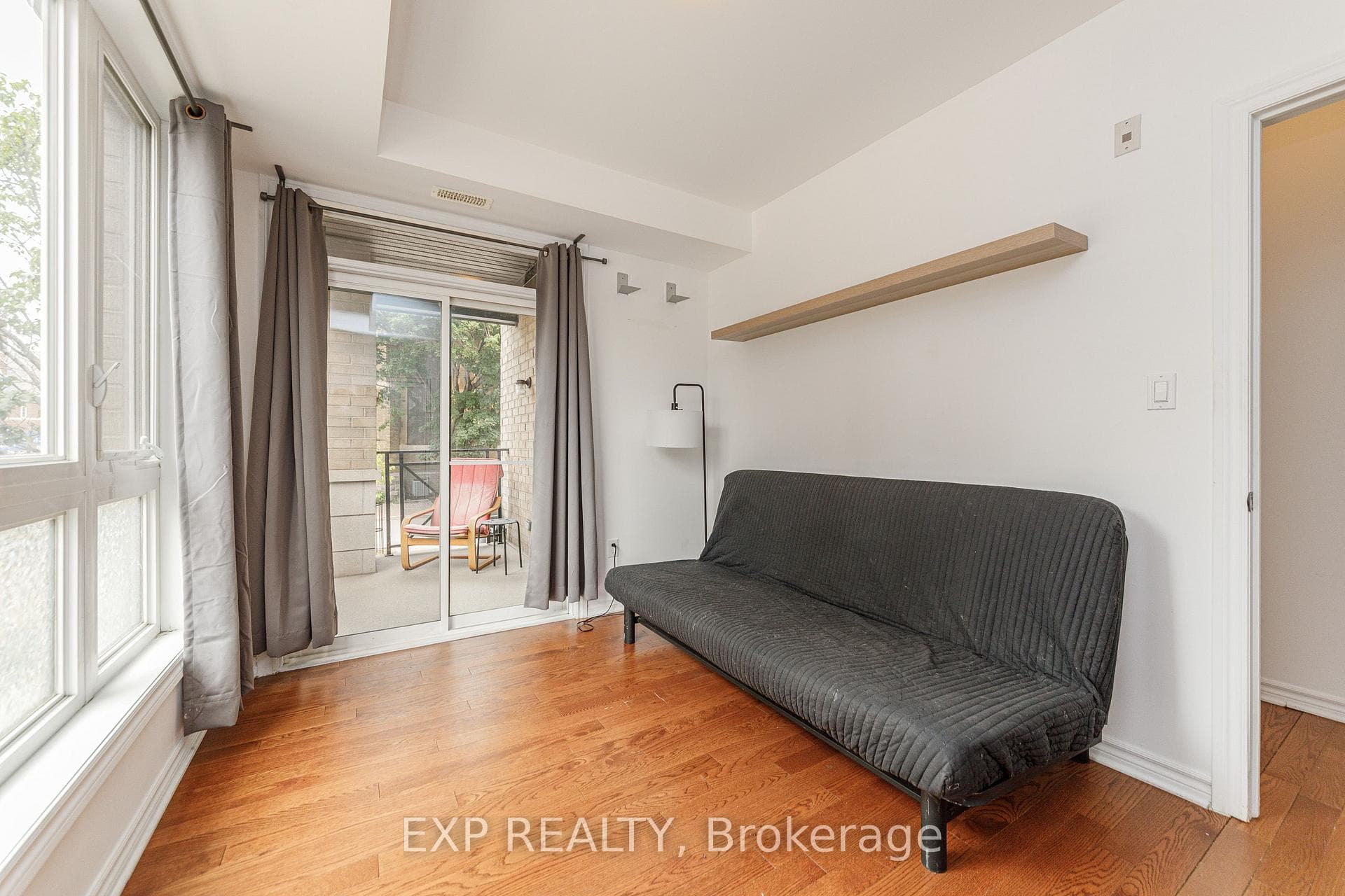 429 Kent Street Unit 221 photo 17