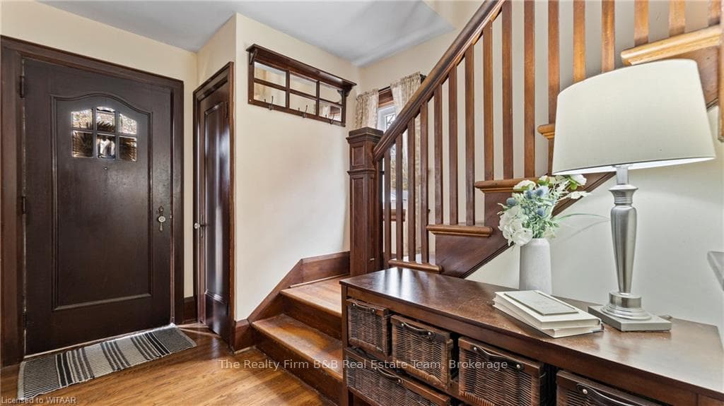596 GRANT Street photo 7