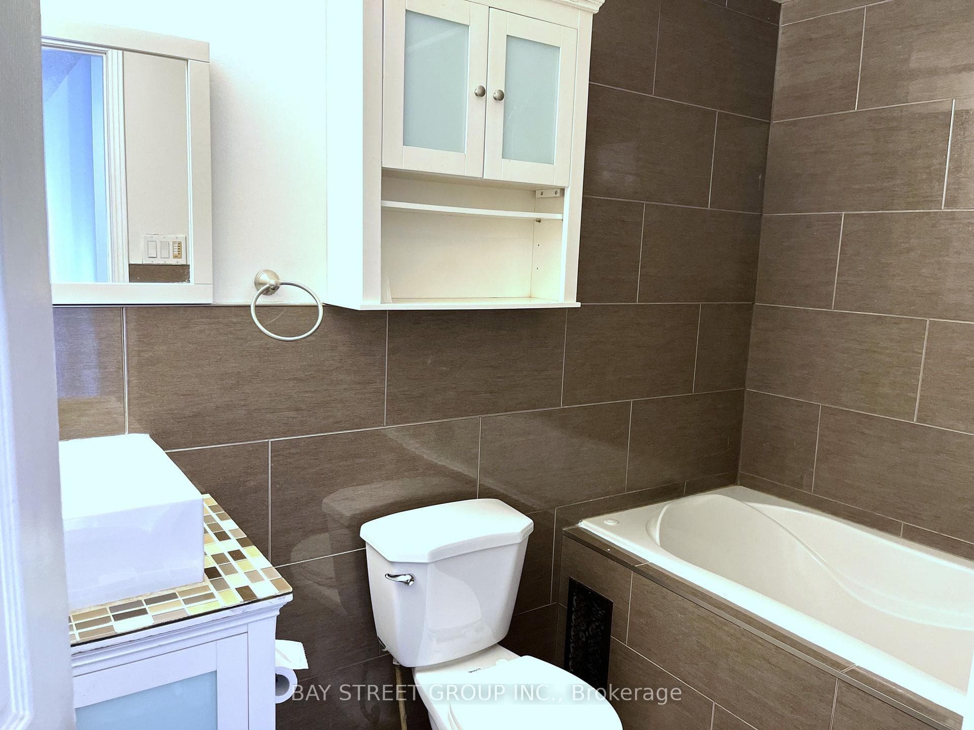 1232 Guelph Line Unit 13 photo 22