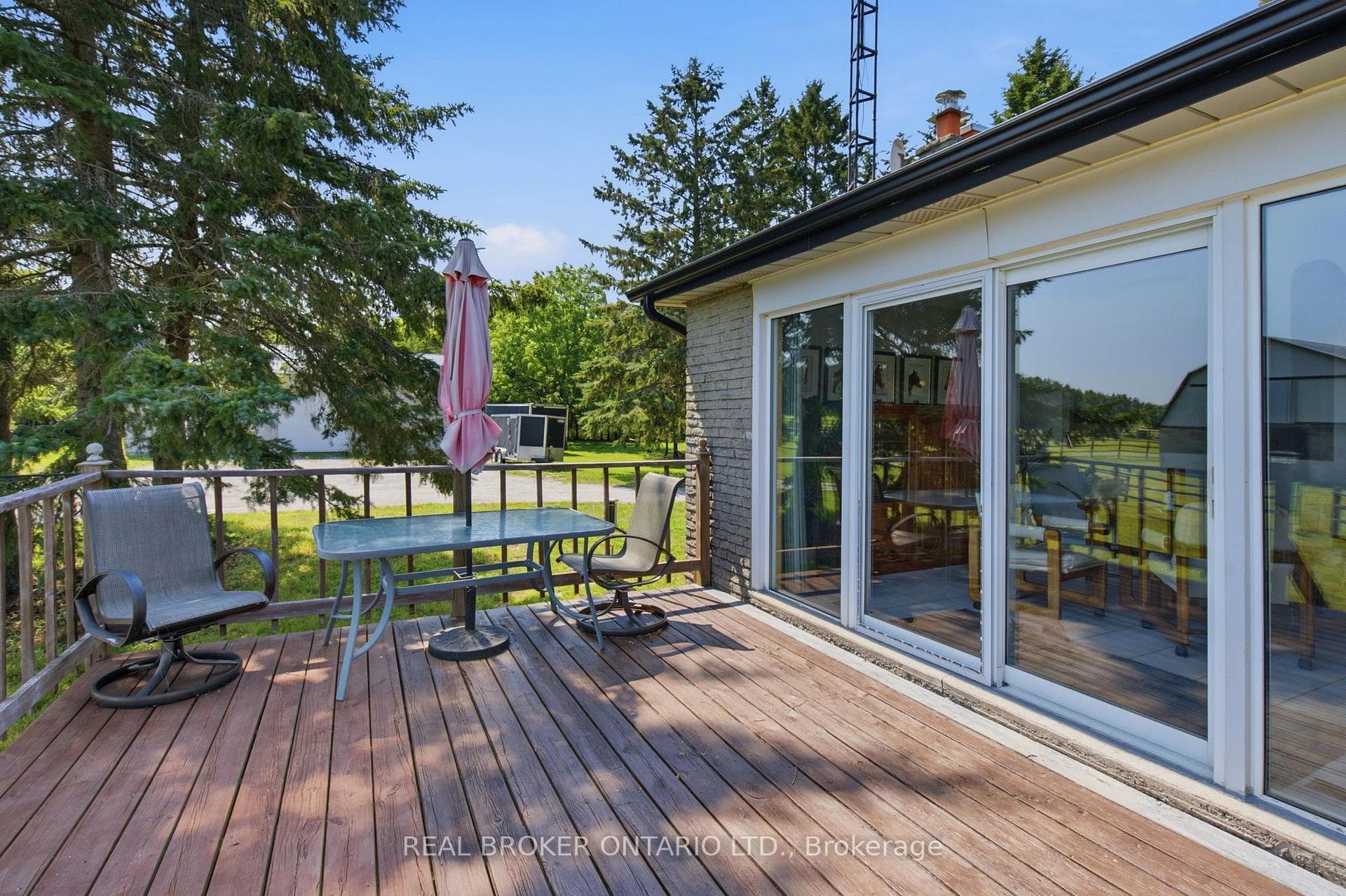 785 Reid Road photo 15