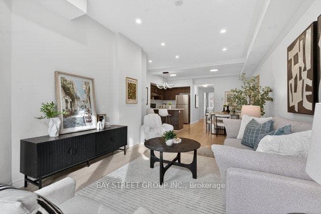 1 Eaton Park Lane Unit 18 photo 21