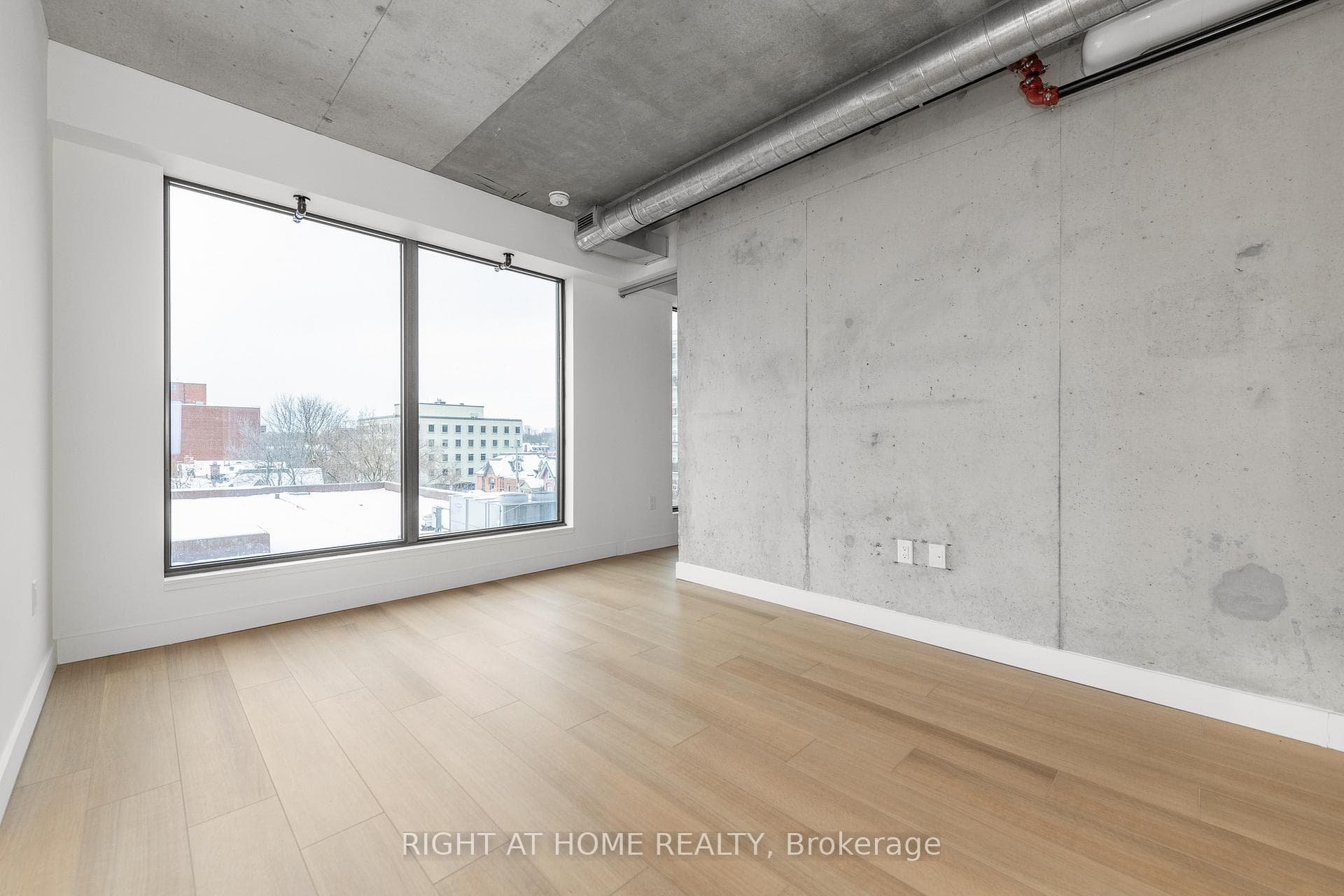 10 James Street Unit 401 photo 12