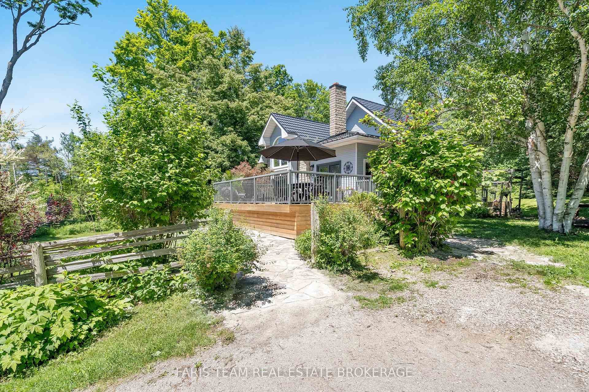 2268 Flos Road 10 N/A photo 35