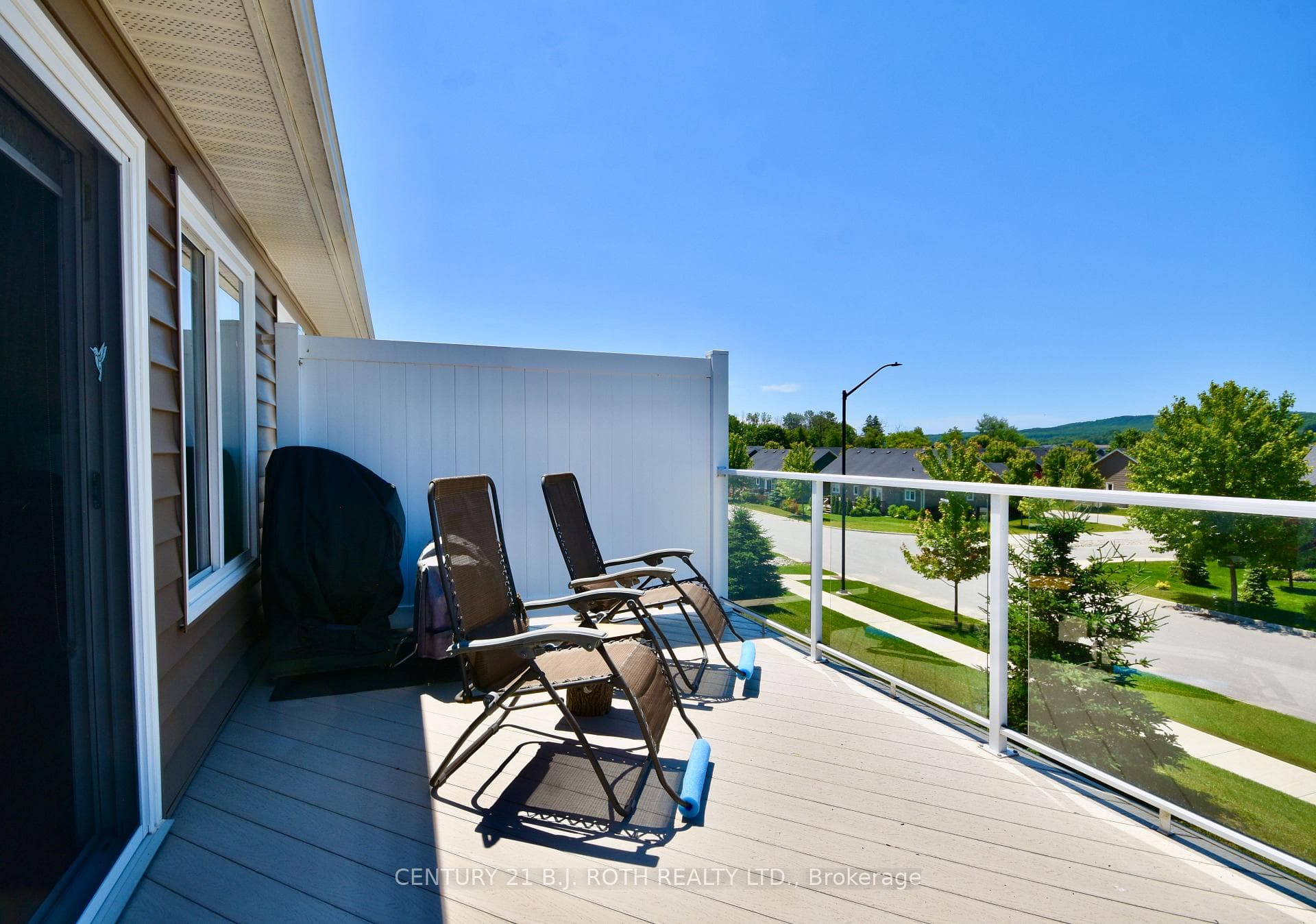28 Chamberlain Crescent photo 14