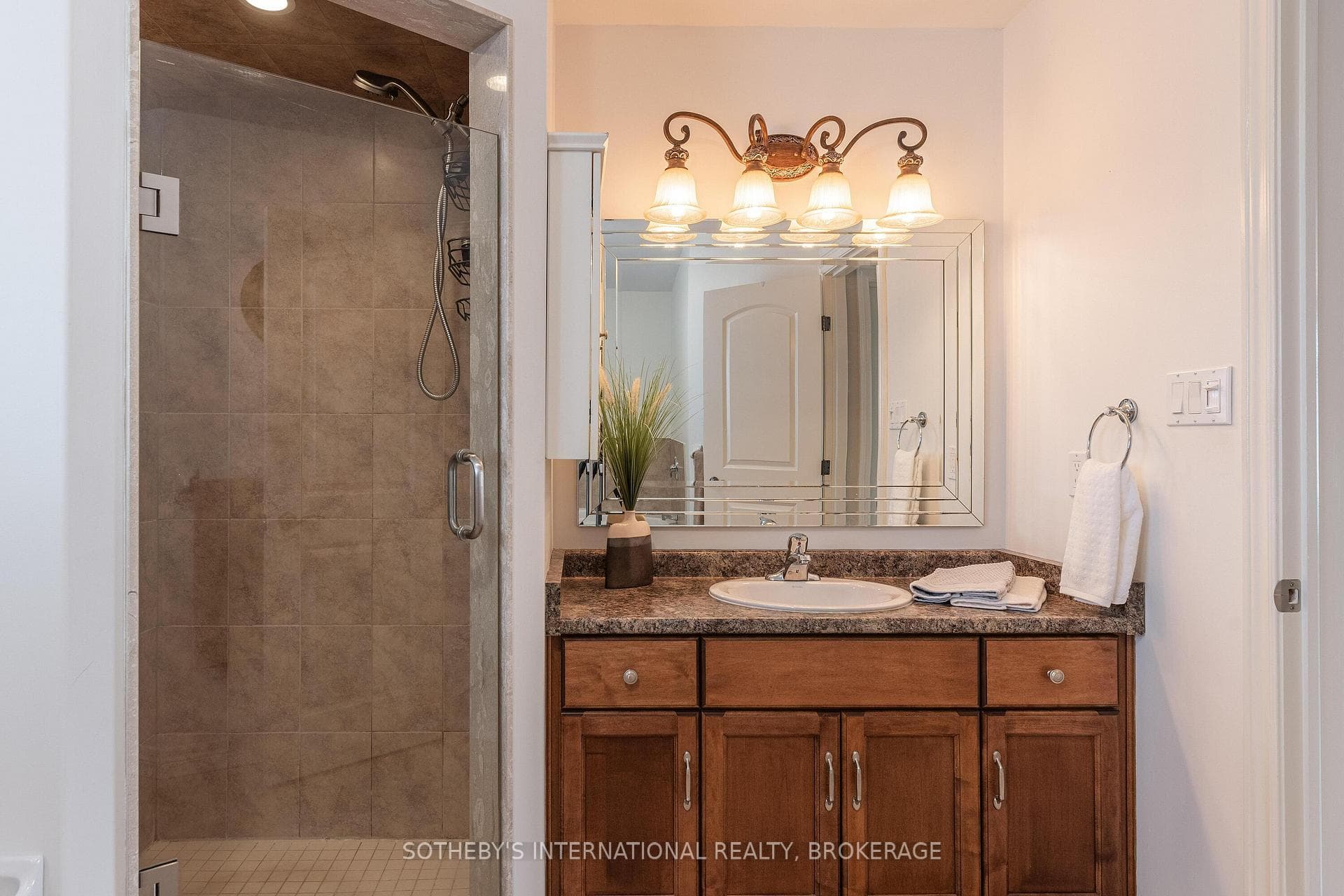 4070 Stadelbauer Drive photo 22