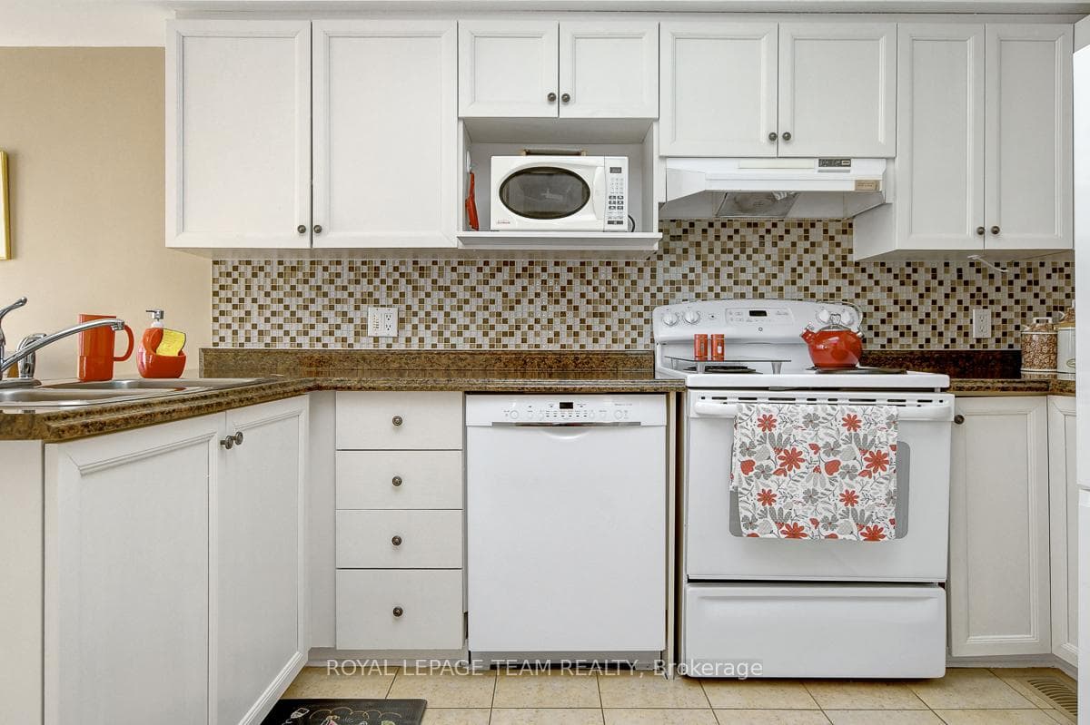36 Bridgestone Drive photo 10
