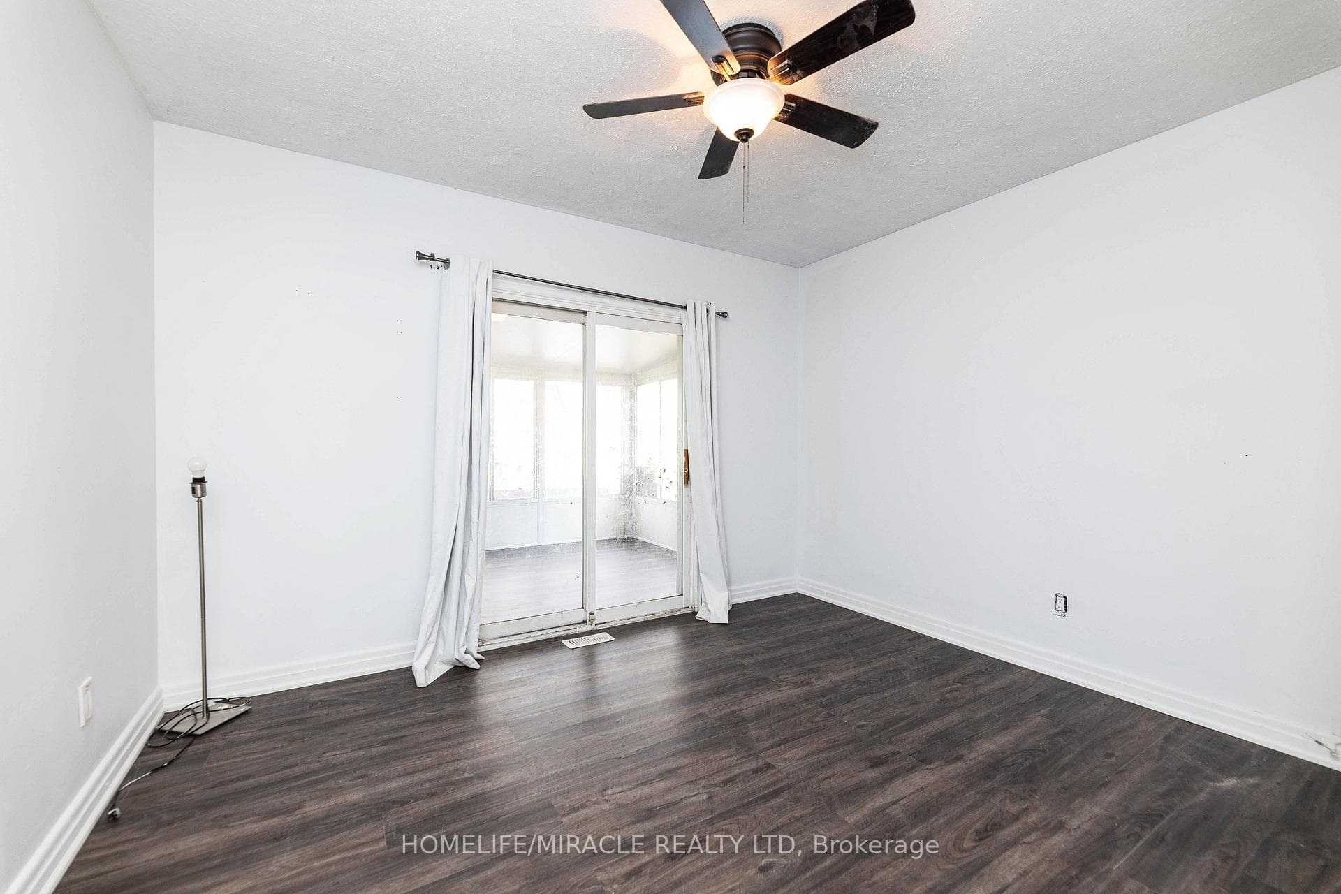 1251 Warden Avenue photo 18