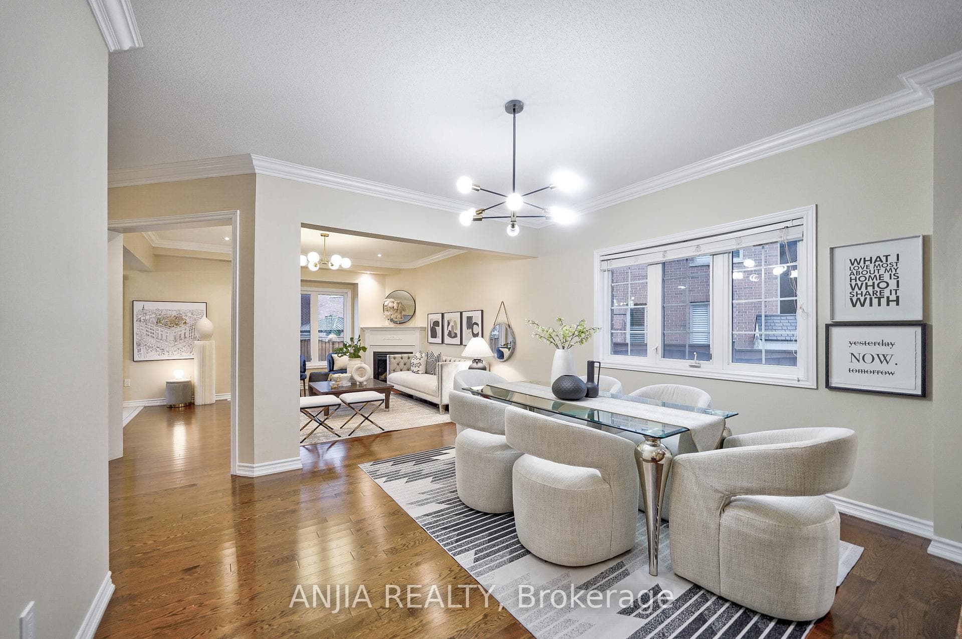 30 James Parrott Avenue photo 9