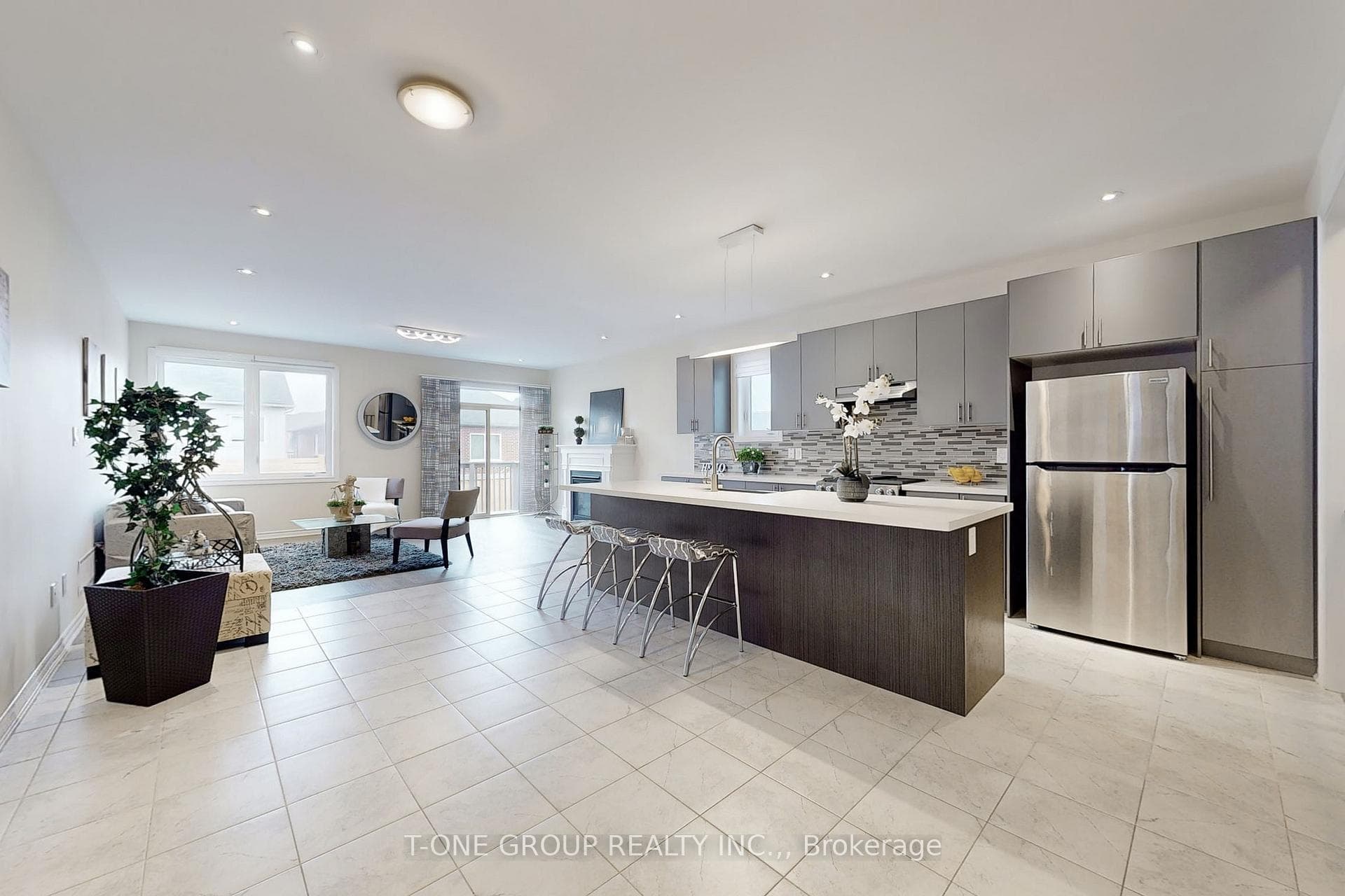 7 Melrose Drive photo 11