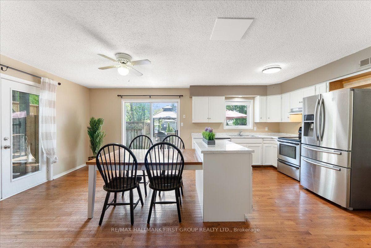 1290 Glenanna Road photo 5