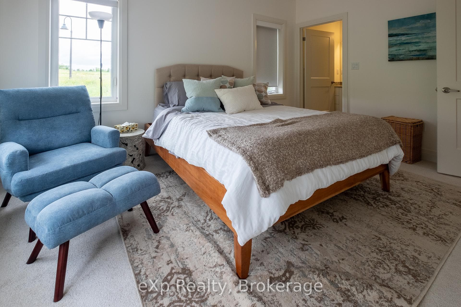 159 Hawthorn Crescent photo 16