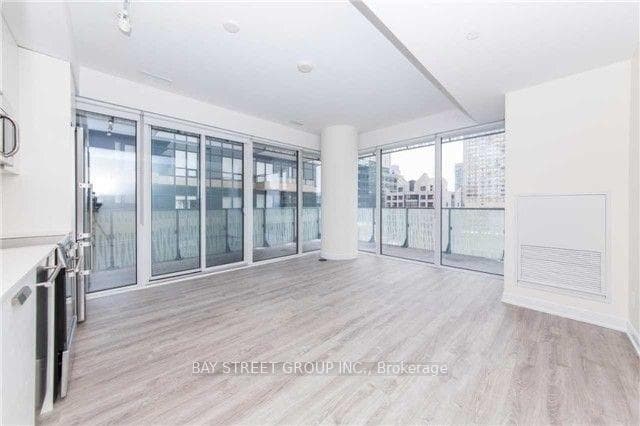 42 Charles Street Unit 1707 photo 9