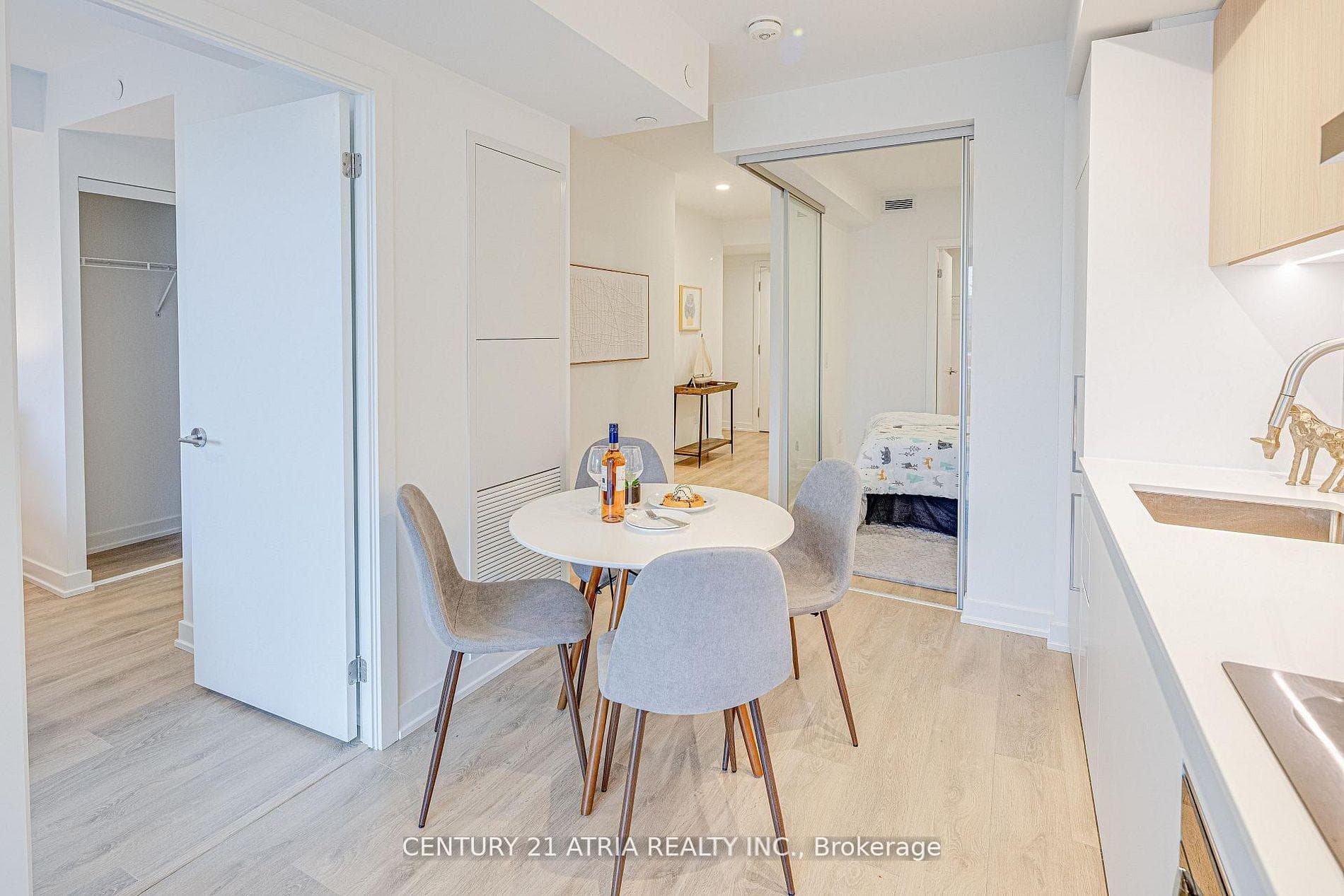 1100 Sheppard Avenue Unit 217 photo 8