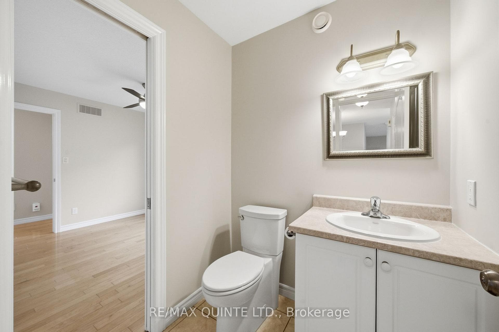 24 Britton Place photo 36