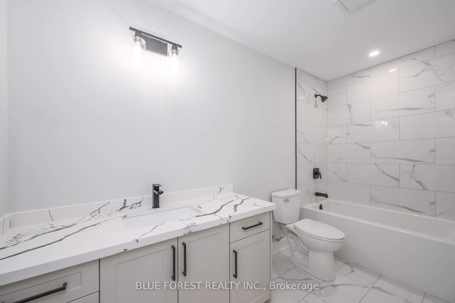 619 Lions Park Drive photo 24