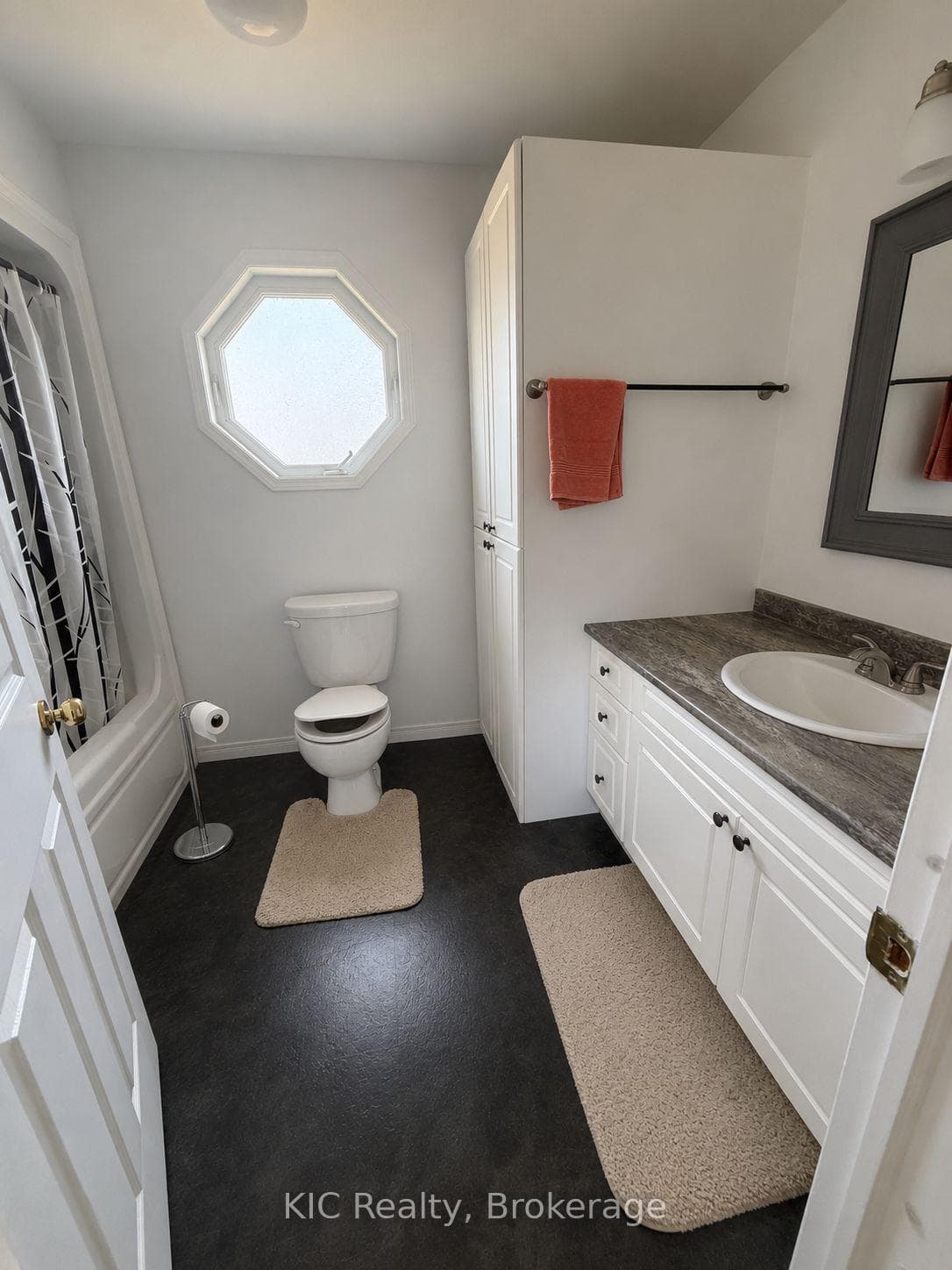 221 Jones Road photo 26