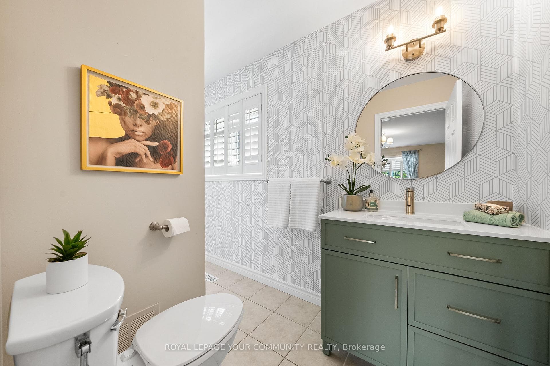 52 Machell Avenue photo 15