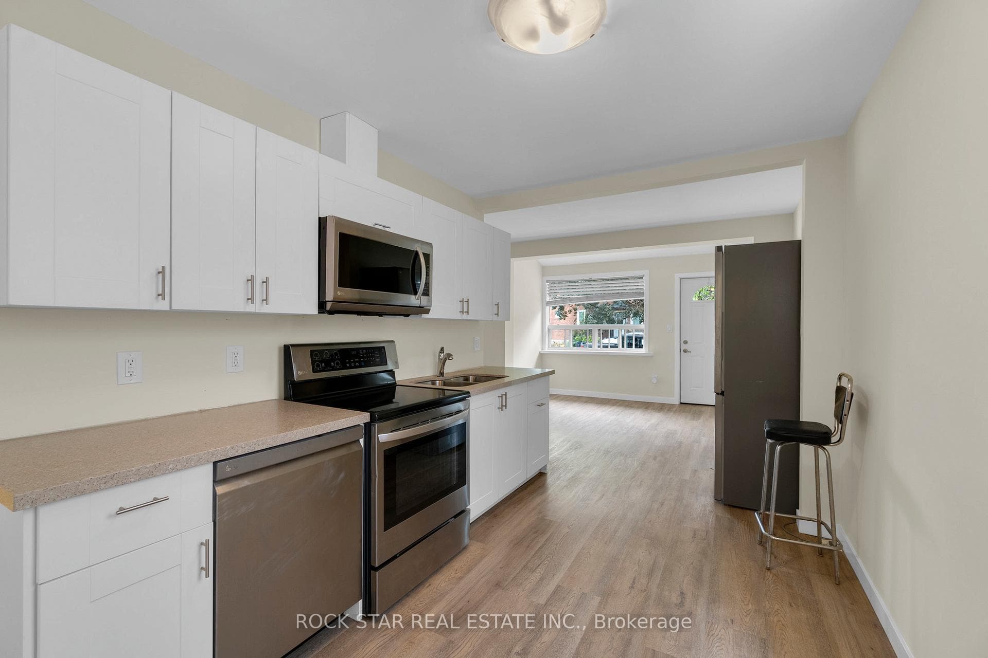 66 Watson Avenue photo 9