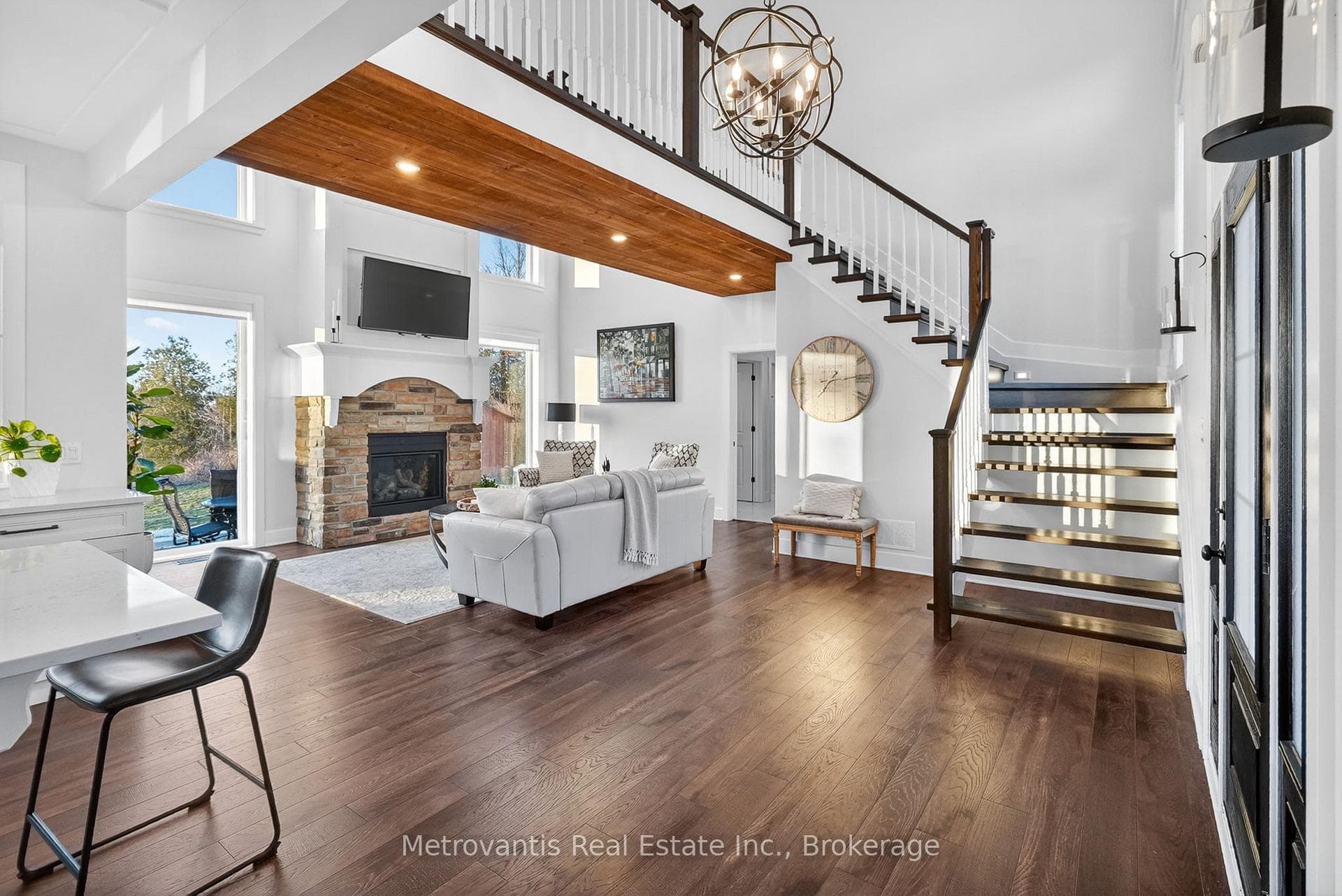 699 River Road photo 7