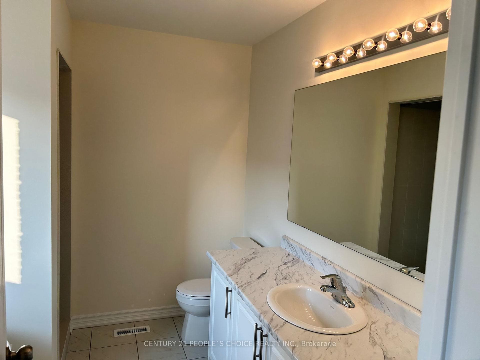 6 Jack Potts Way photo 22