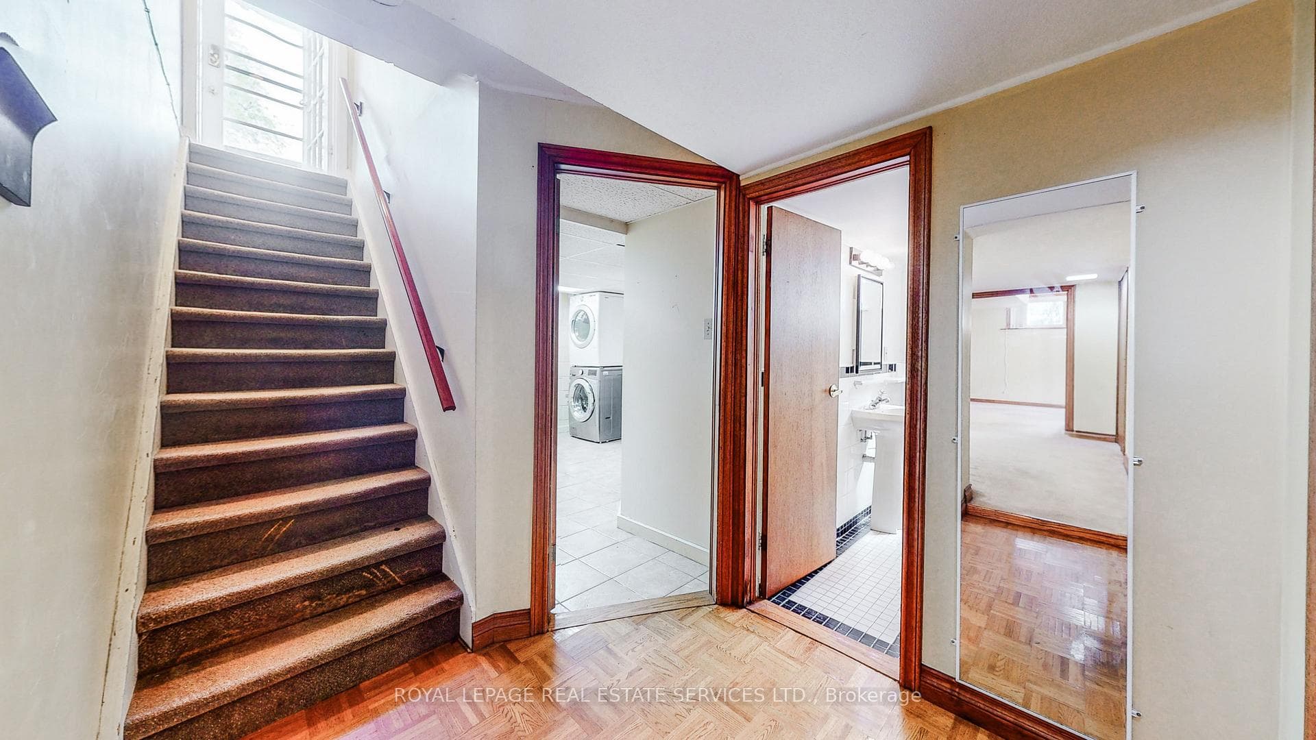 24 Burleigh Heights Drive photo 37