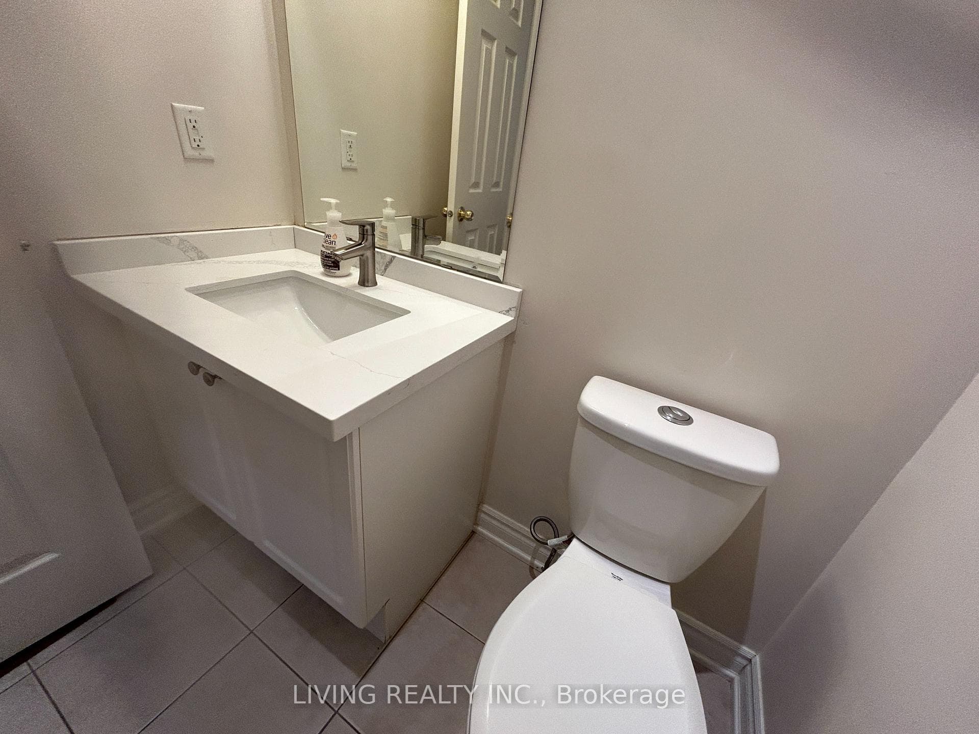 52 Martell Gate photo 19