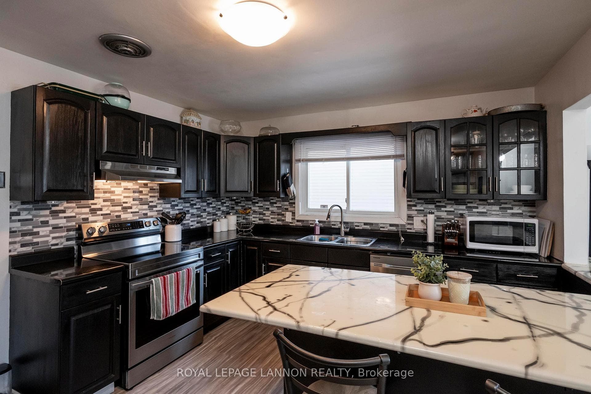 131 Carl Avenue photo 10