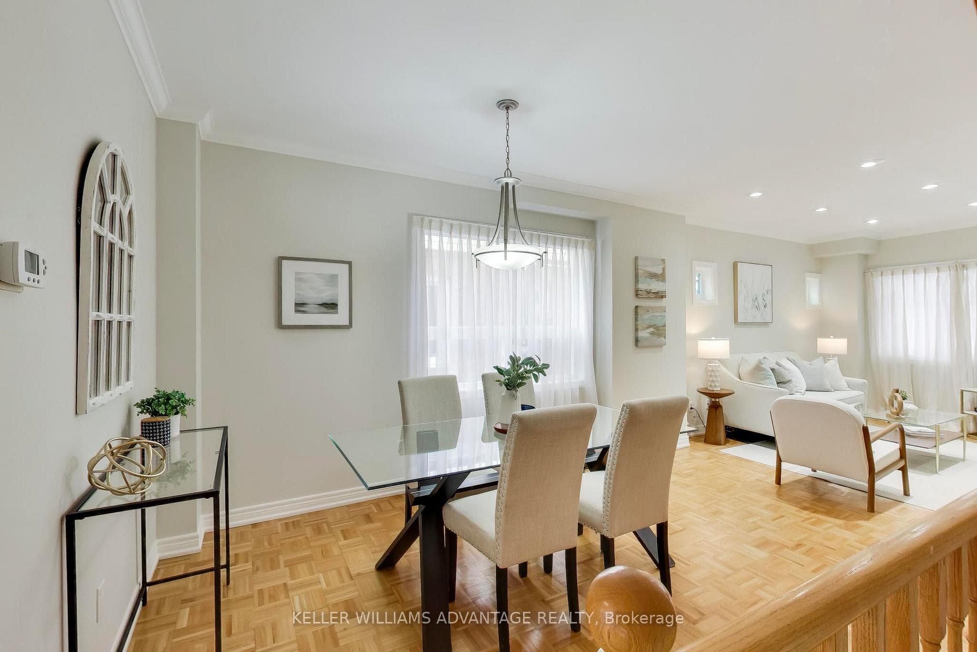 255 Queensdale Avenue photo 9