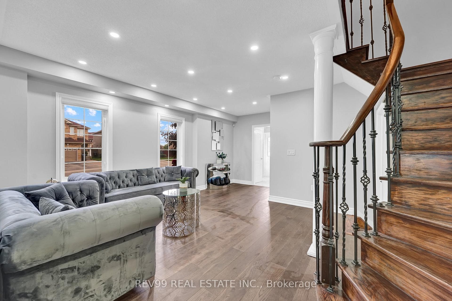 7249 Gagliano Drive photo 16