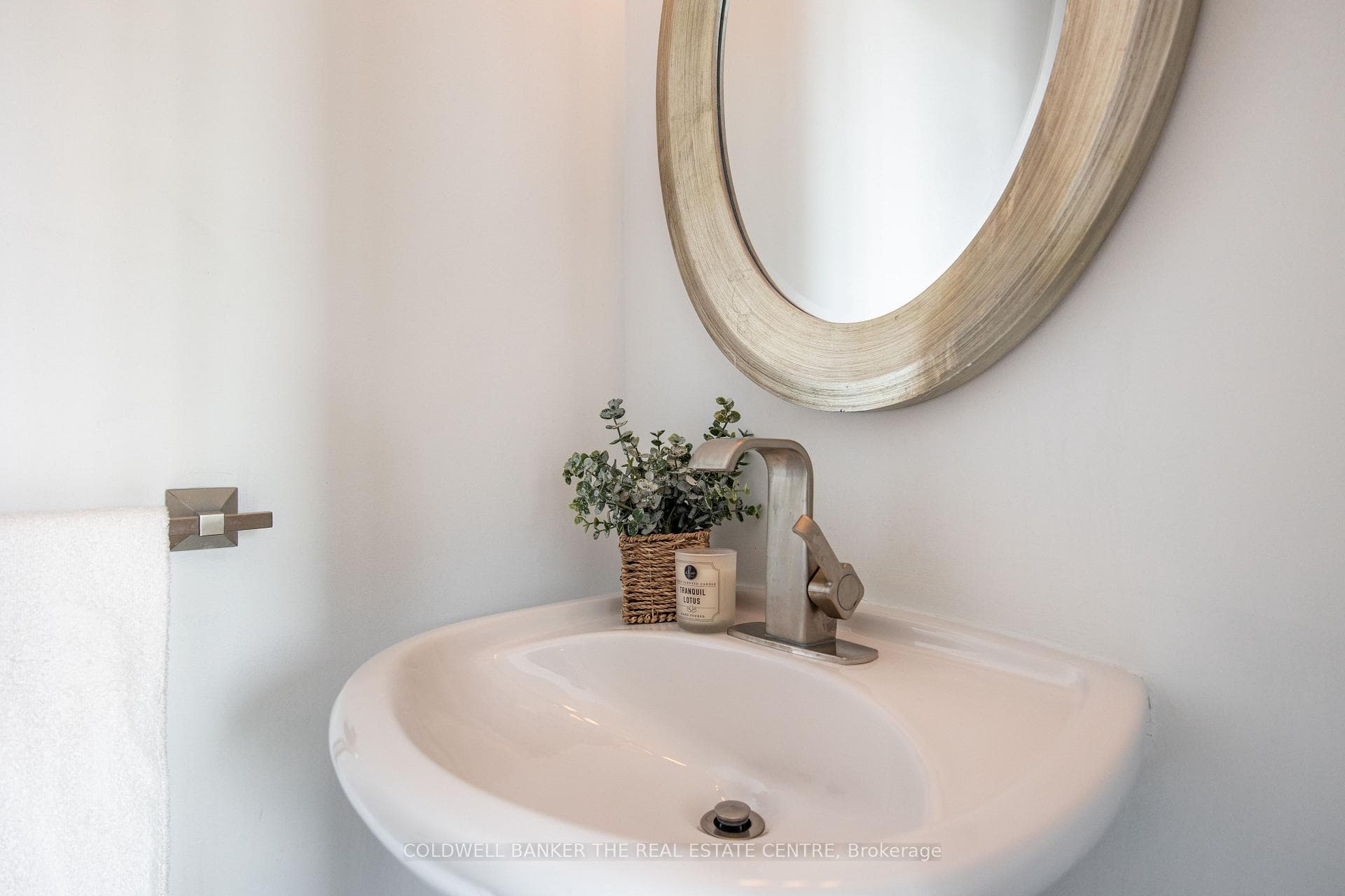 77 Lombard Street Unit 712 photo 12