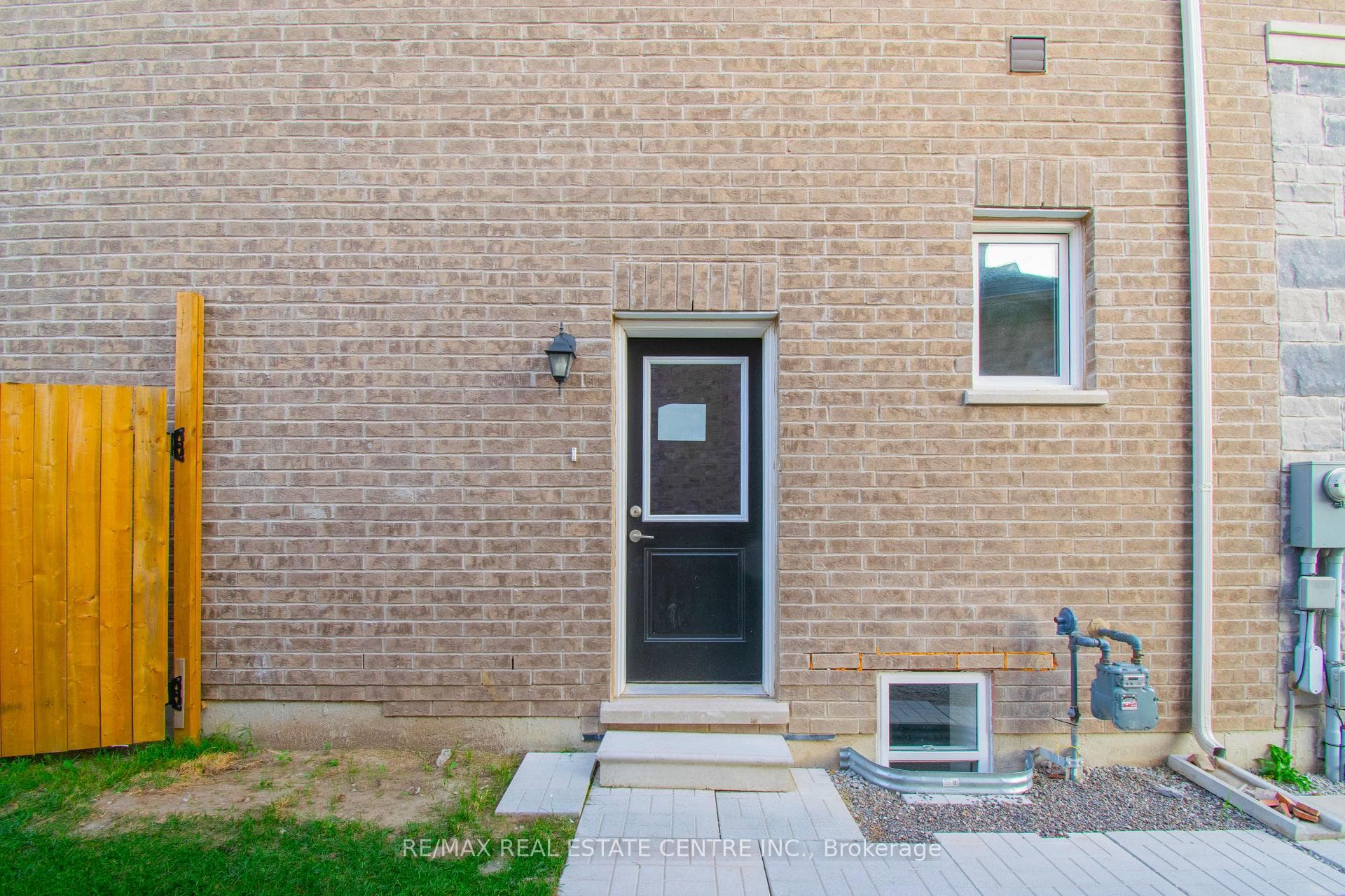 14 Ixworth Circle photo 45