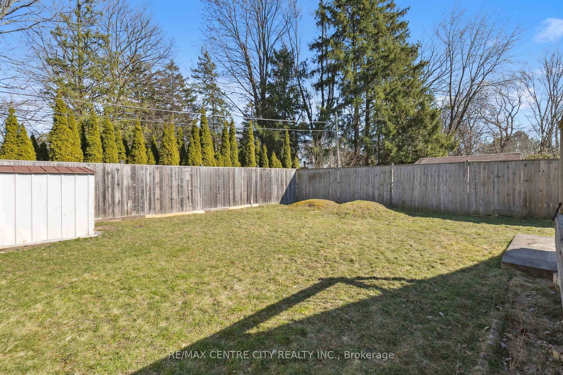 50 Stroud Crescent photo 40