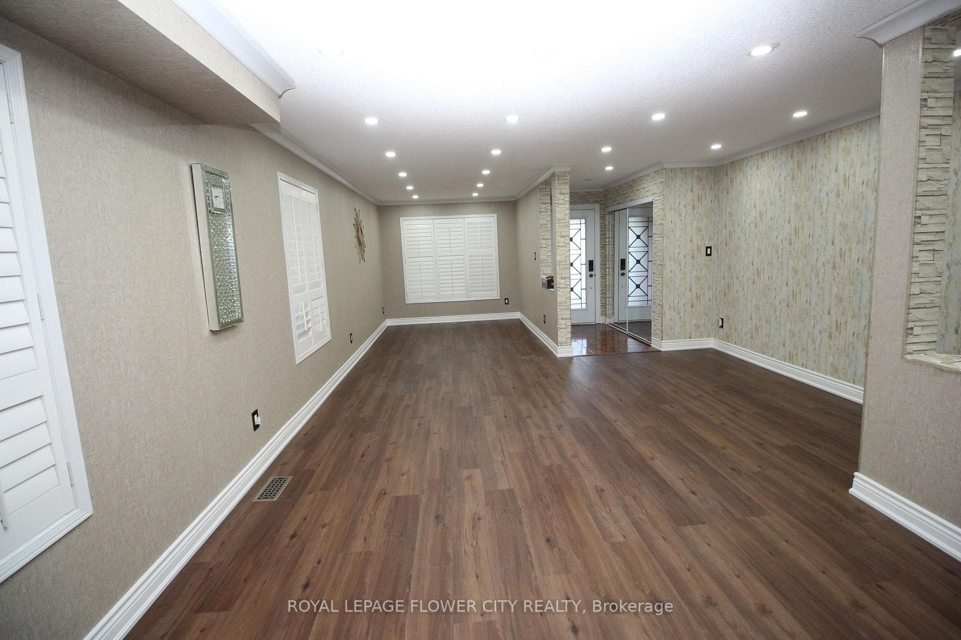 48 Fairhill Avenue photo 3